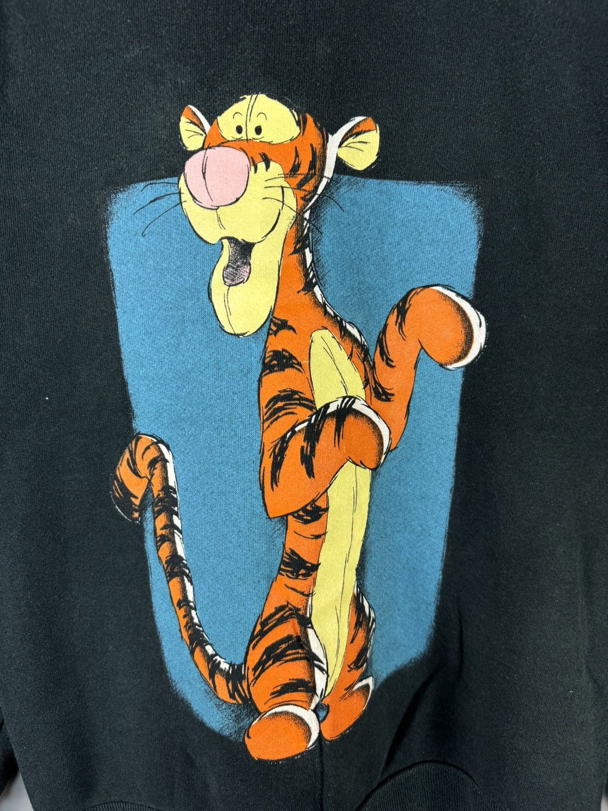 Disney × Vintage VINTAGE 90s WINNIE THE POOH HUGE TIGER BIG LOGO SWEATSHIRT Size US S / EU 44-46 / 1 - 2 Thumbnail