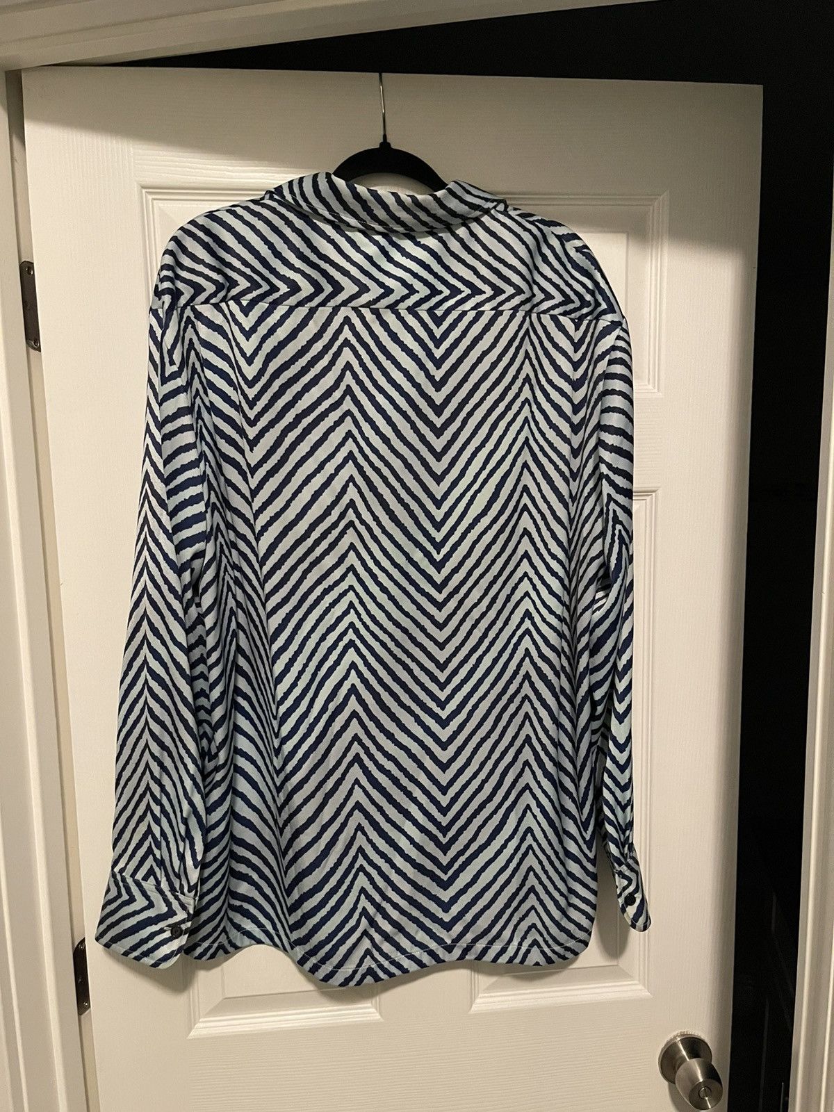 Acne Studios Saipen Oversized Zebra Print Satin Shirt Size US M / EU 48-50 / 2 - 2 Thumbnail