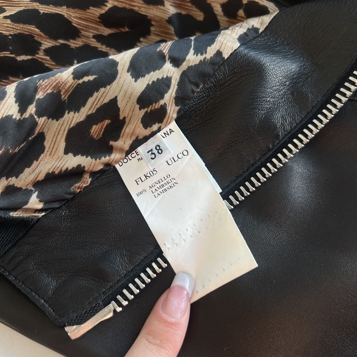 Dolce & Gabbana MULTI ZIP LEATHER SKIRT Size 26" / US 2 / IT 38 - 5 Thumbnail