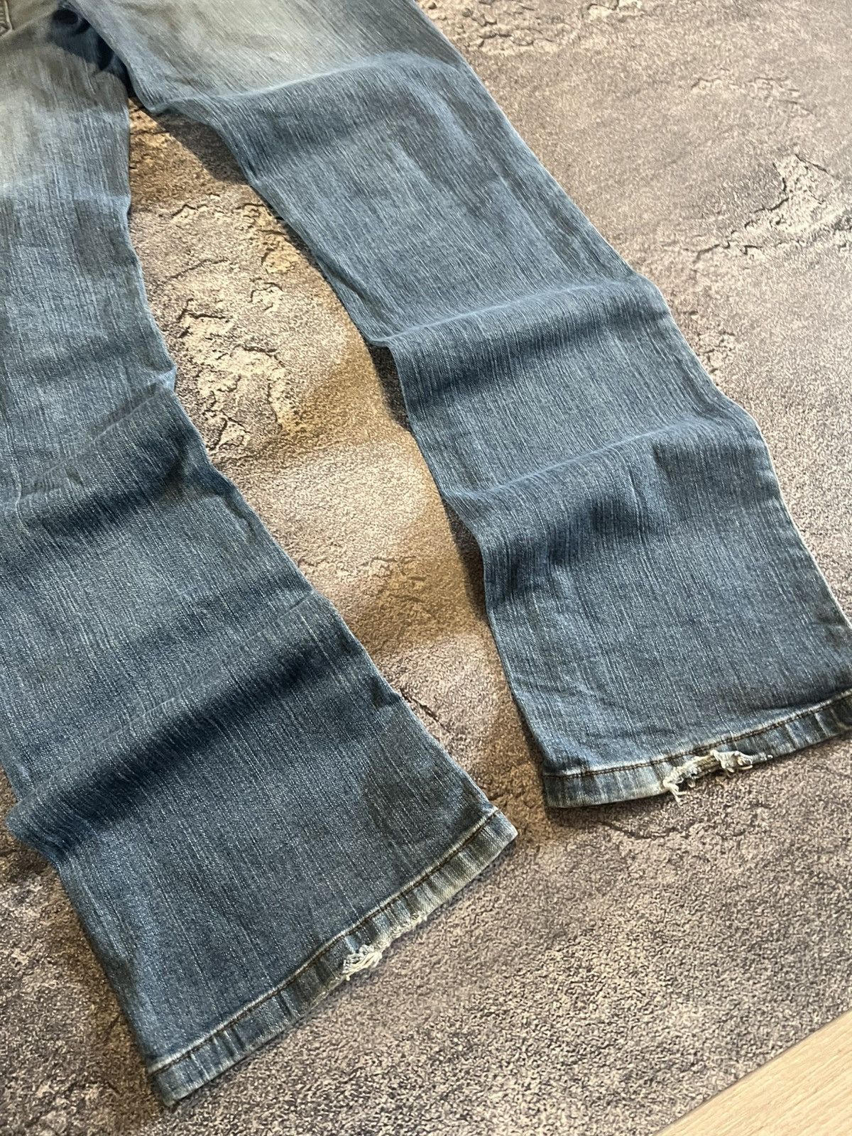 Japanese Brand Distressed Flared Slim Jeans / Faded Drip Style Y2K Size US 30 / EU 46 - 6 Thumbnail