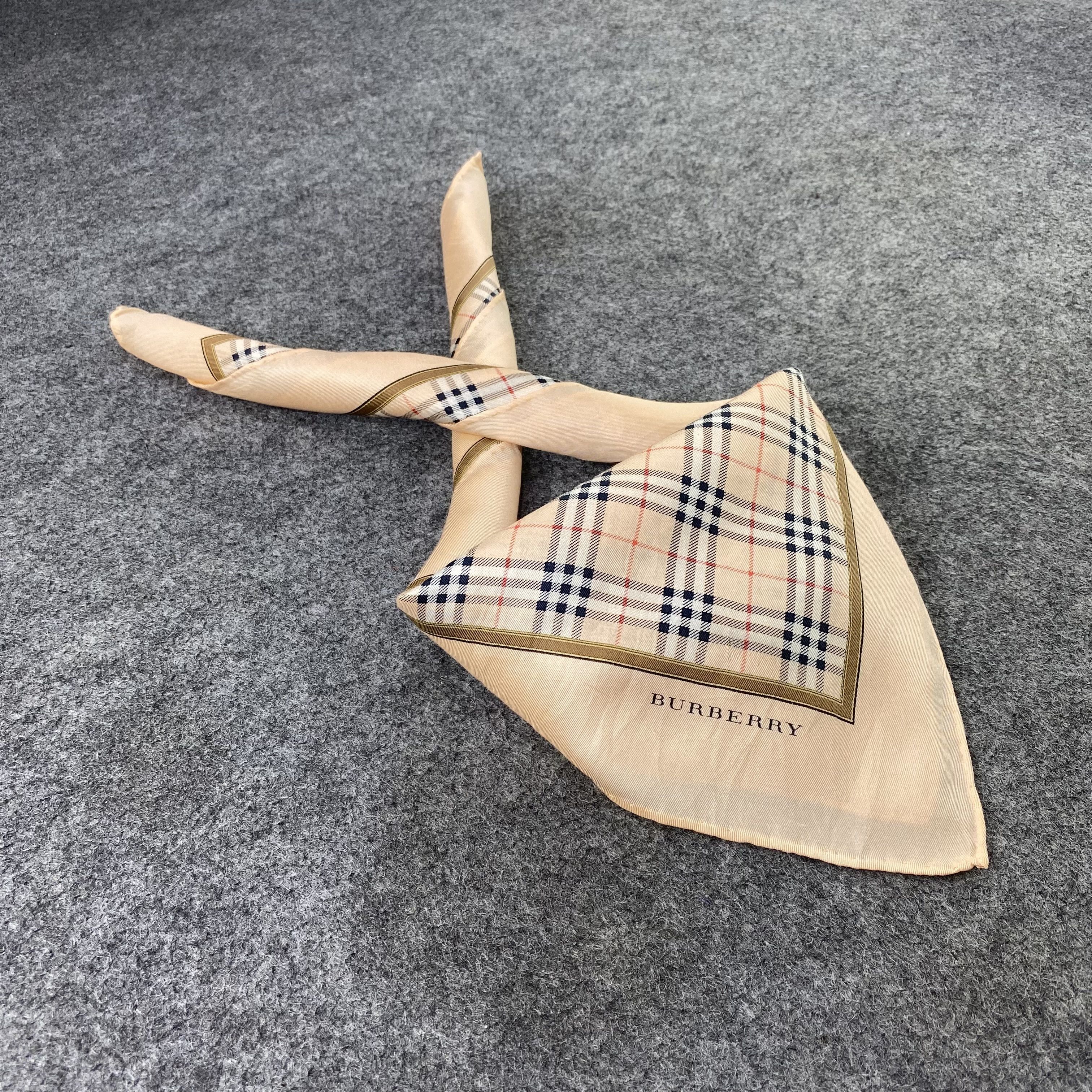 Burberry × Vintage Burberry Handkerchief / Bandana / Neckerchief-B999 Size ONE SIZE - 1 Thumbnail