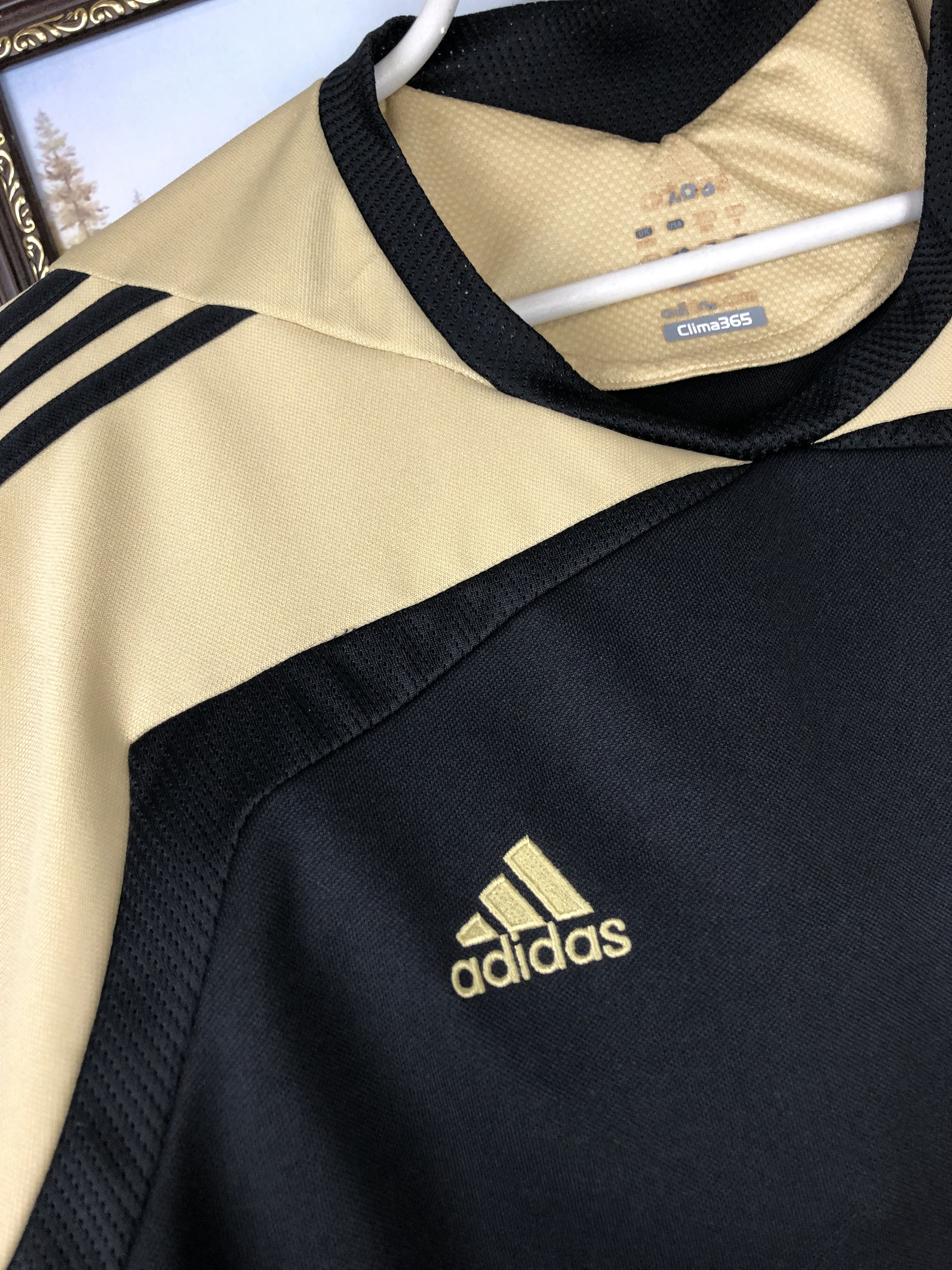 Adidas Vintage Adidas Liverpool Football Train Sweatshirt Track Top Size US M / EU 48-50 / 2 - 3 Thumbnail