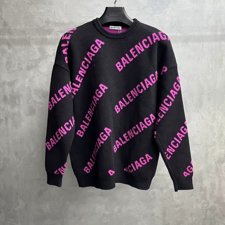 Balenciaga Balenciaga Black crew neck pullover long-sleeved sweater Size US S / EU 44-46 / 1 - 1 Thumbnail