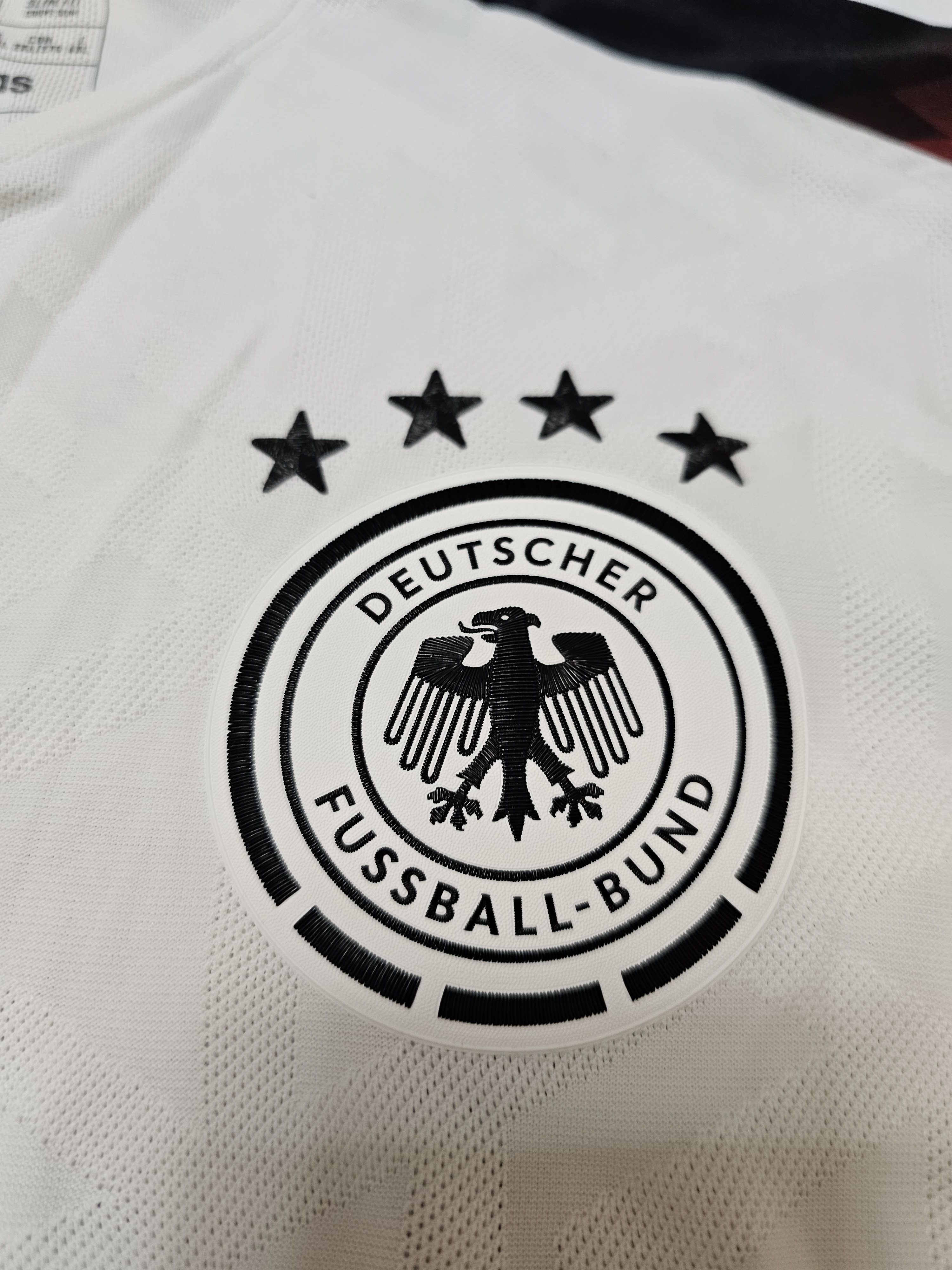 Adidas GERMANY 2024 HOME KROOS PLAYER VERSION FOOTBALL SHIRT Size US XXL / EU 58 / 5 - 4 Thumbnail