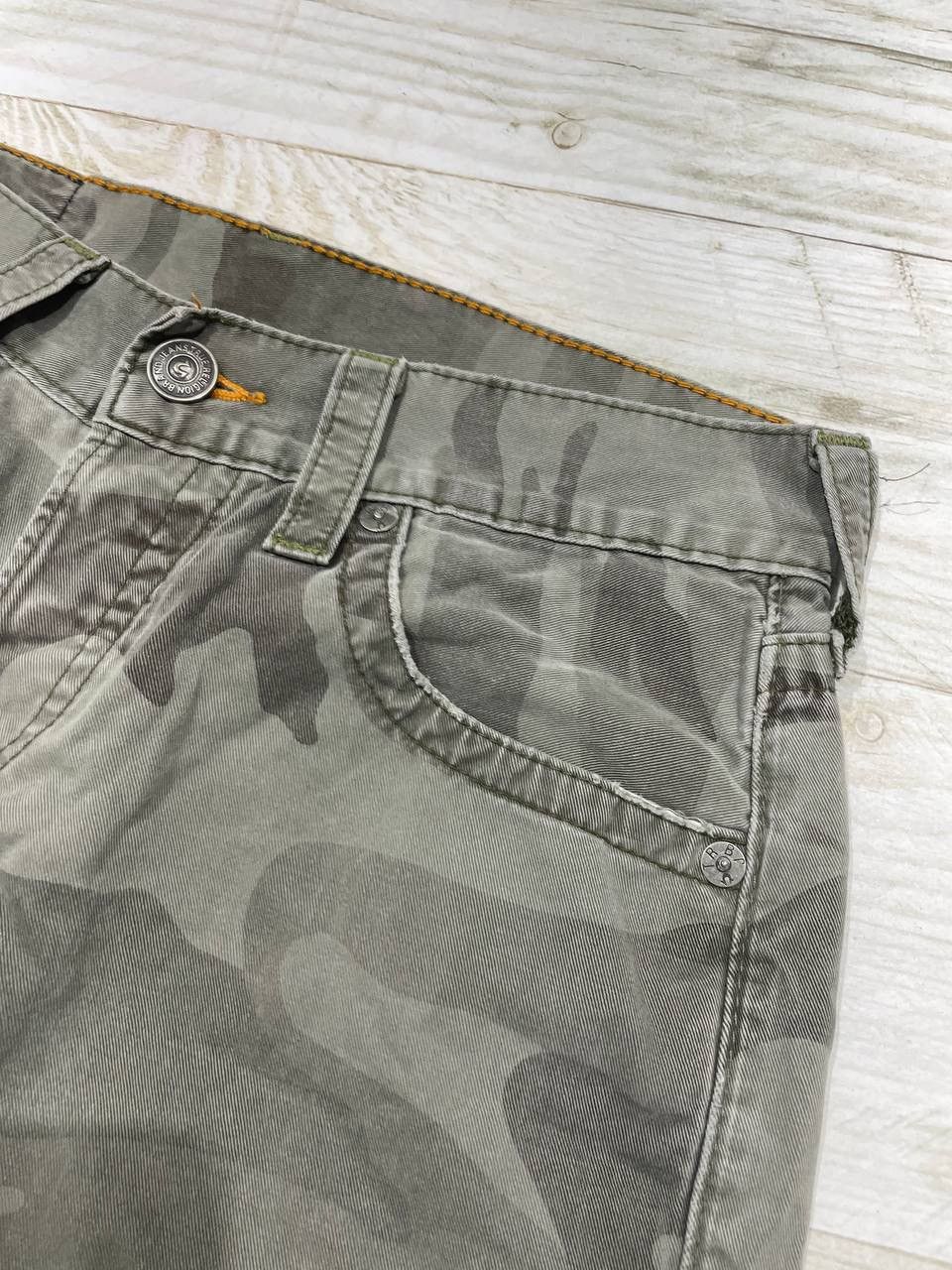 True Religion Vintage True Religion Geno Denim Jeans Camo Y2K Size US 30 / EU 46 - 6 Thumbnail