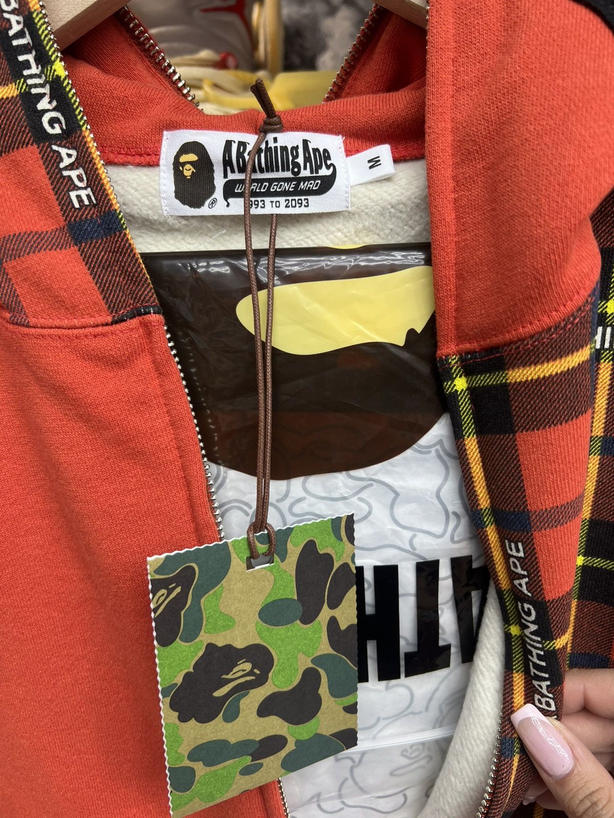 Bape Bape Red Plaid Shark FullZip Hoodie Size US M / EU 48-50 / 2 - 8 Thumbnail