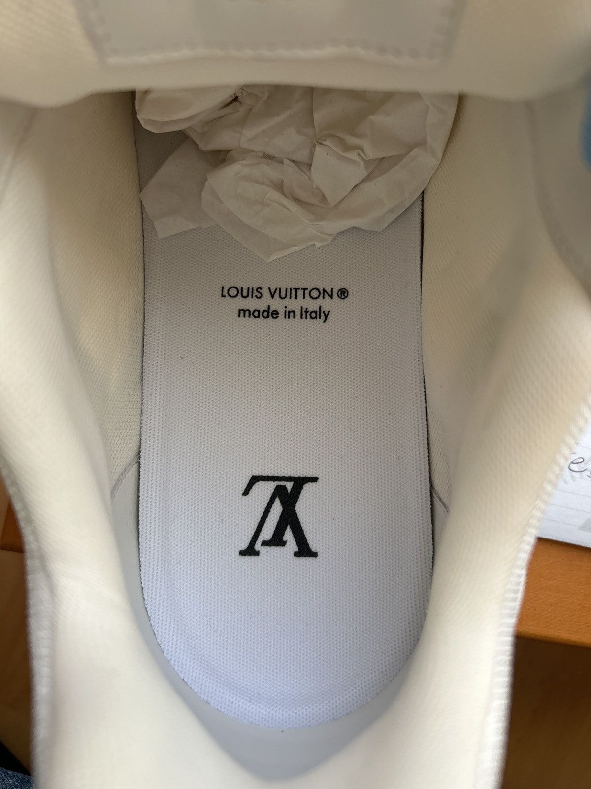 Louis Vuitton Louis Vuitton Trainer Ciel (Virgil Abloh) Size US 9 / EU 42 - 16 Thumbnail