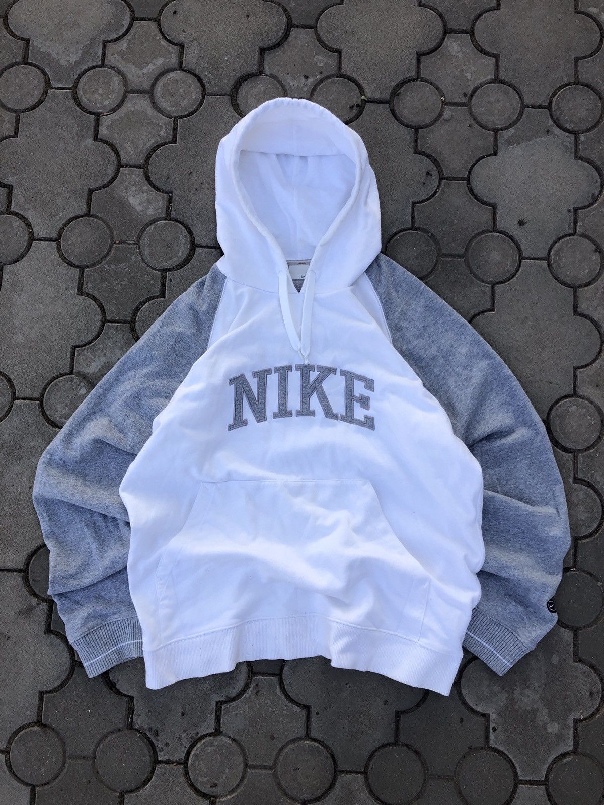Vintage Nike Spell Out Y2K Hoodie