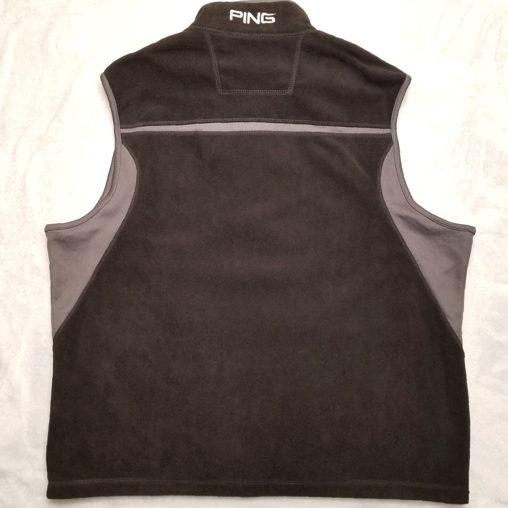 Vintage Ping Vest Mens XL Black Gray Full Zip Performance Fleece Golf Casual Windbreaker Pockets Embroidered Solid - Mens Size US XL / EU 56 / 4 - 6 Thumbnail