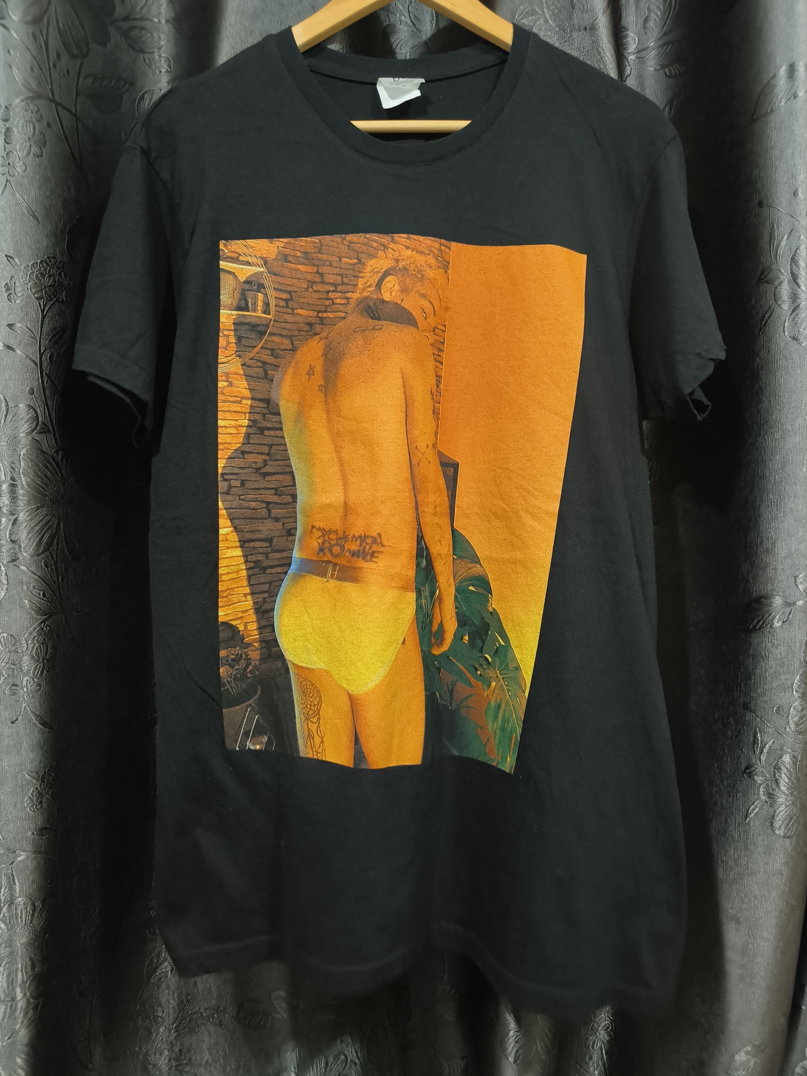 Band Tees Vintage My chemical romance (Tour tramp stamp)shirt Size US L / EU 52-54 / 3 - 1 Thumbnail