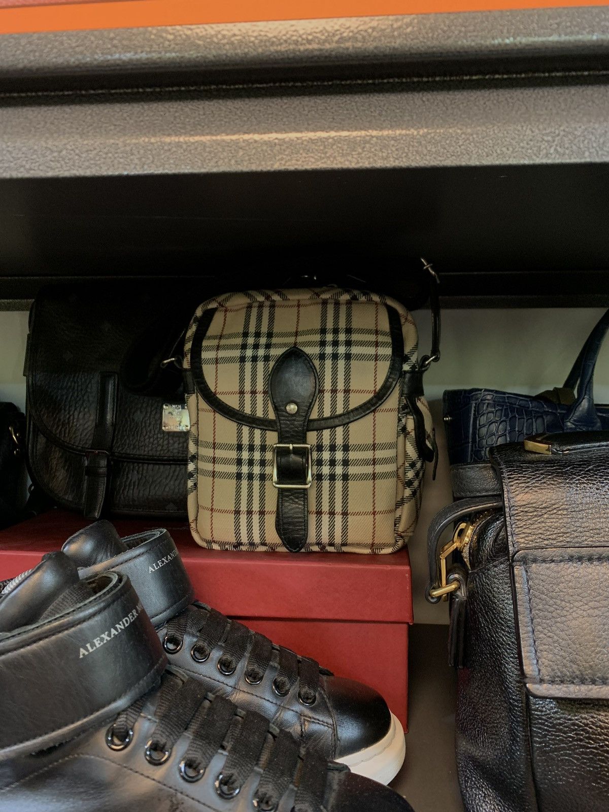 Burberry Burberry nova sling Size ONE SIZE - 8 Thumbnail