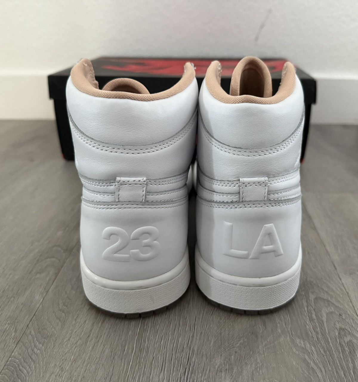 Nike Air Jordan 1 Retro High OG Los Angeles LA 819012-130 Size US 10 / EU 43 - 5 Thumbnail