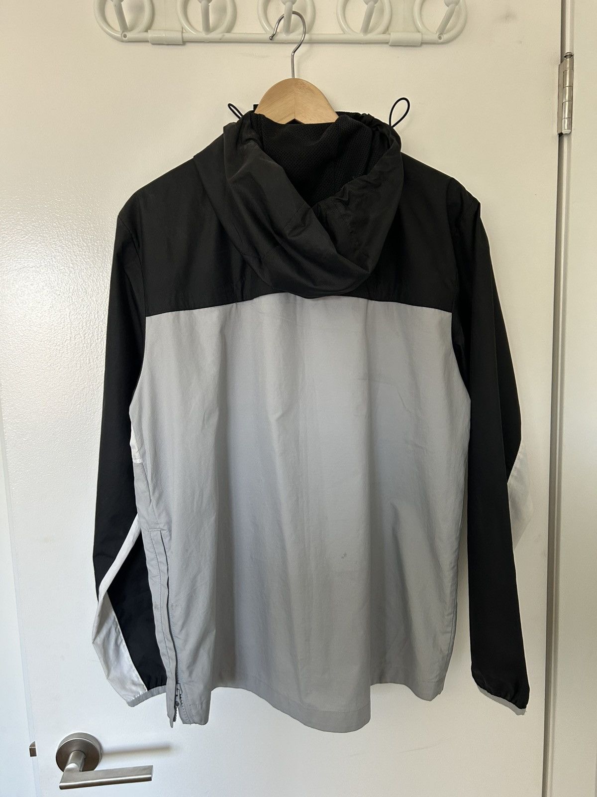 Nike Wind breaker Size US M / EU 48-50 / 2 - 4 Thumbnail