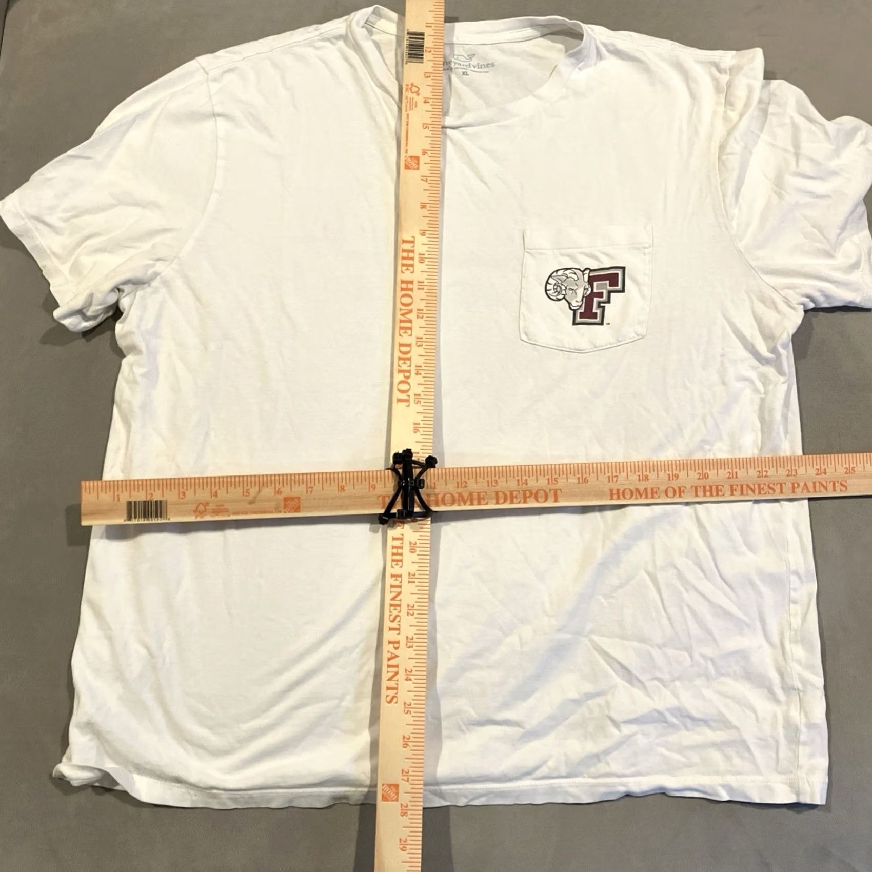 Vineyard Vines Vineyard Vines Pocket T Shirt FORDHAM UNIVERSITY Men's XL White Pocket T Shirt Size US XL / EU 56 / 4 - 4 Thumbnail
