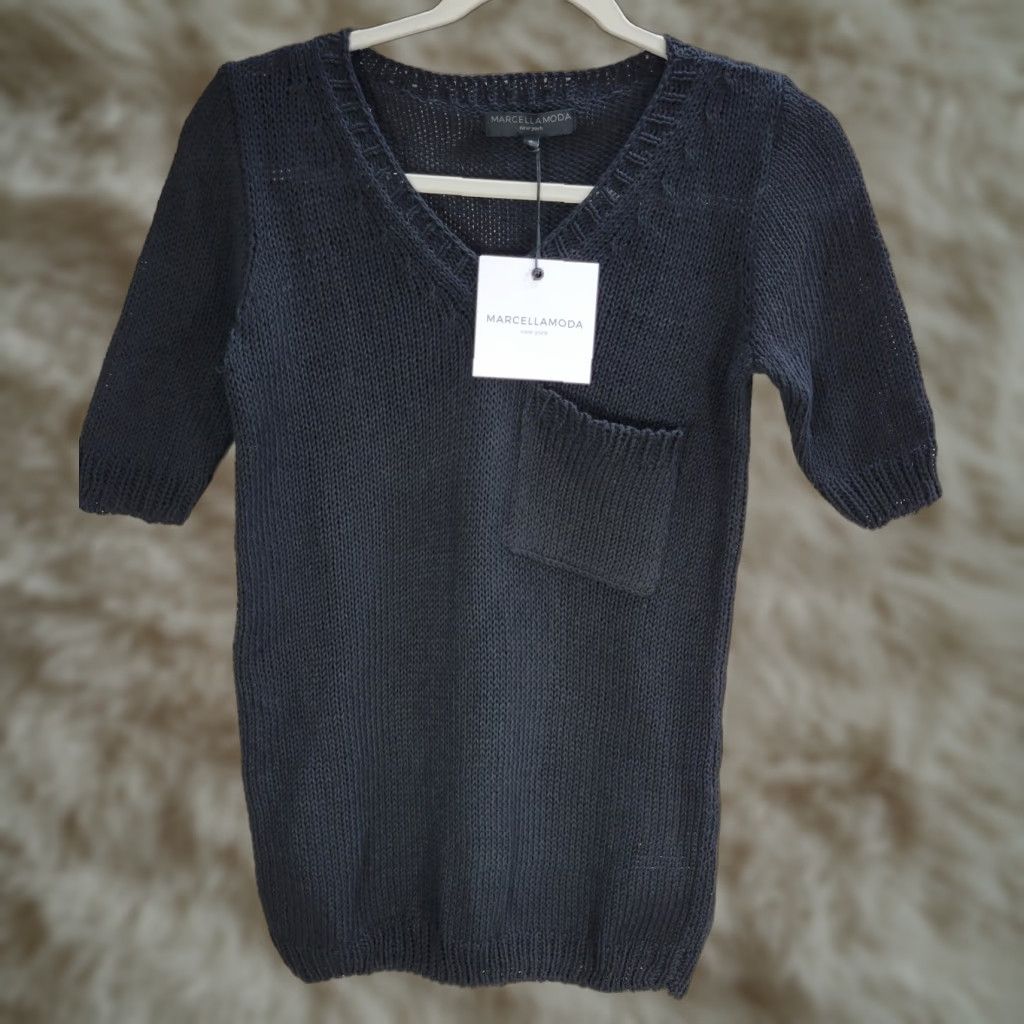 Vintage VINTAGE Women's Marcellamoda New York Black Open Knit T-Shirt V-Neck Casual Sz S NWT Size S / US 4 / IT 40 - 1 Thumbnail