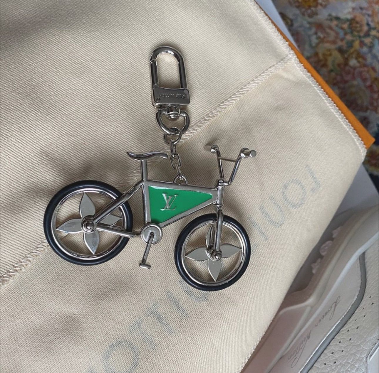 Louis Vuitton LOUIS VUITTON BMX BIKE BAG CHARM RARE Size ONE SIZE - 1 Thumbnail