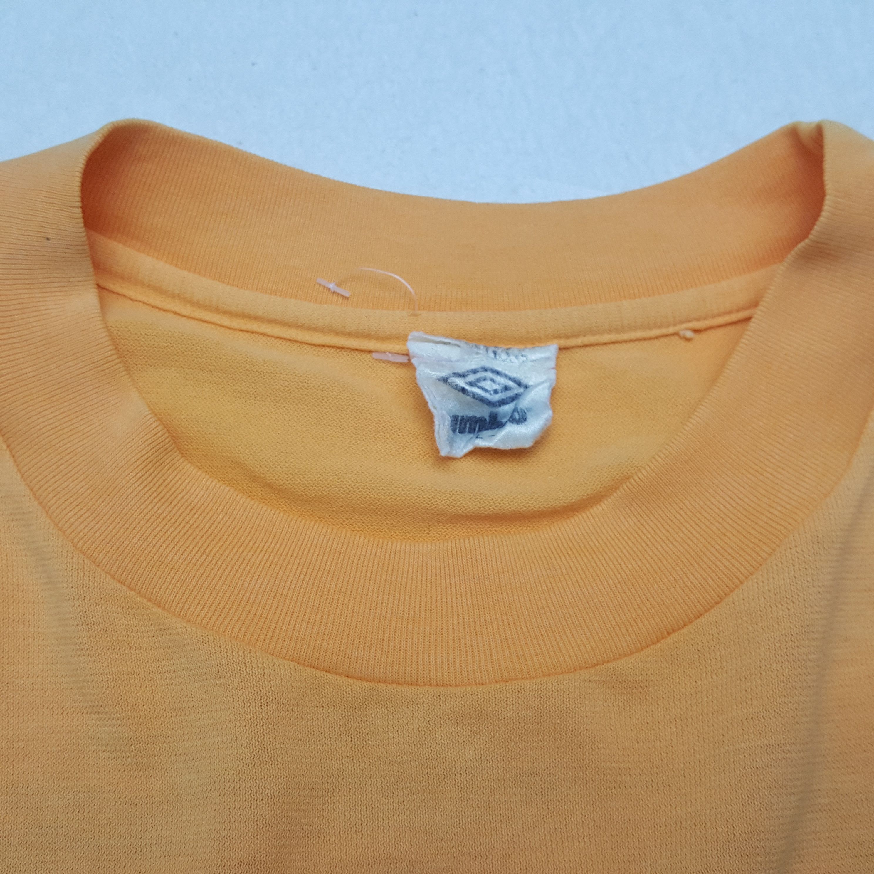 Umbro × Vintage Umbro Brasil Soccer Football Team Logo Design Tshirt Size US L / EU 52-54 / 3 - 8 Thumbnail
