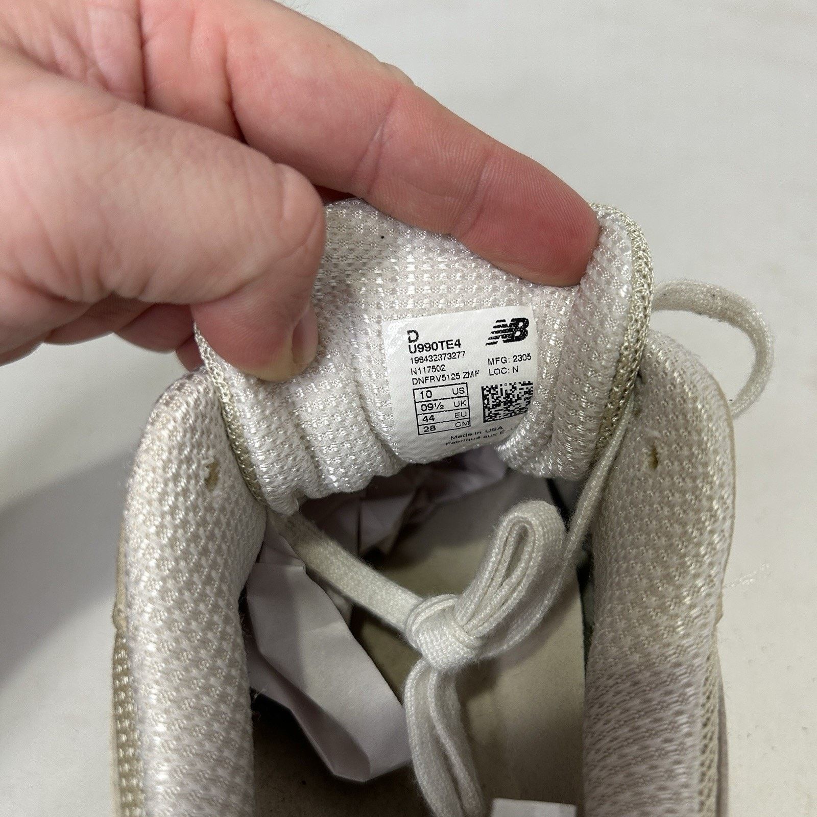 New Balance Teddy Santis x New Balance 990v4 “Limestone White” U990TE4 Size US 10 / EU 43 - 10 Thumbnail