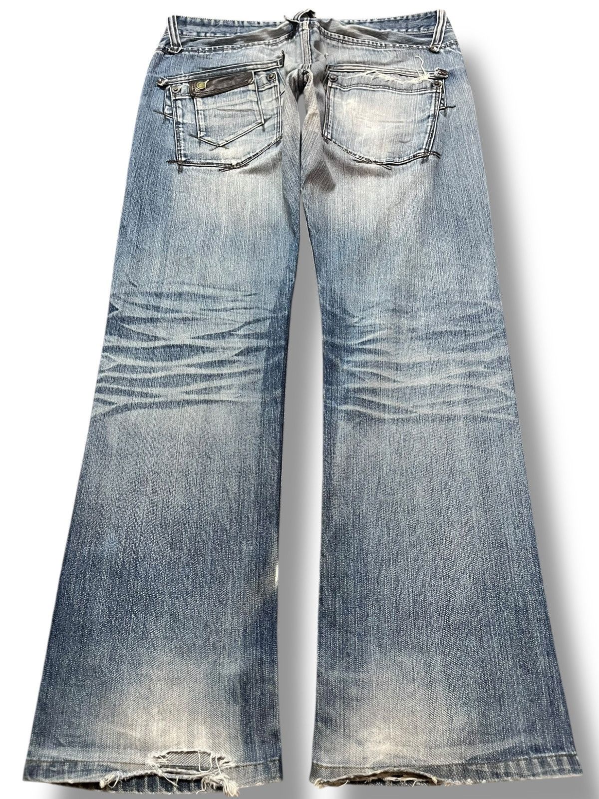 Japanese Brand Vintage Rattle Trap Faded Whiskers Distressed Denim Size US 34 / EU 50 - 8 Thumbnail