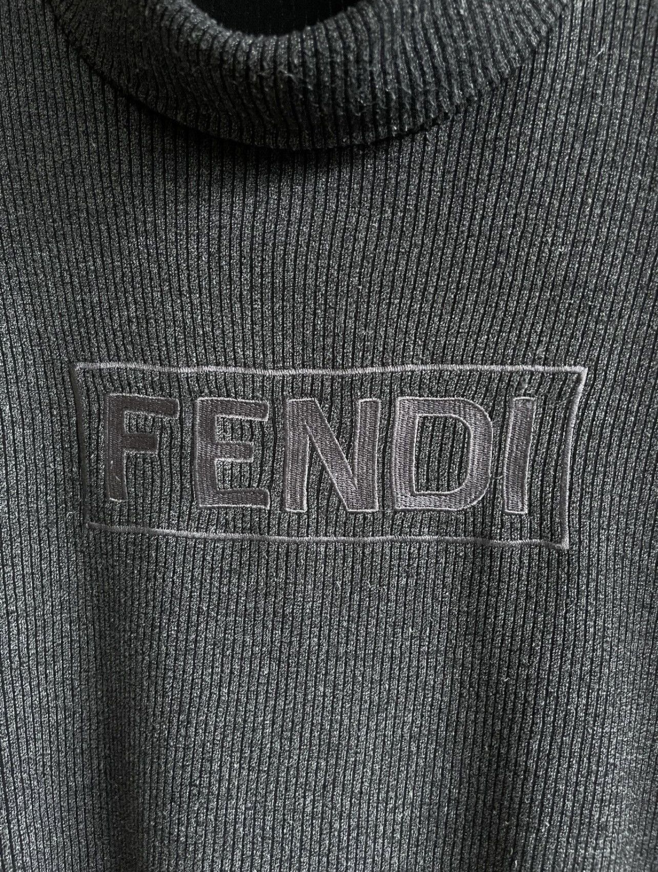 Fendi × Vintage Last Drop🔥Rare🔥FENDI Big Logo Embroidery Long Sleeve Size US L / EU 52-54 / 3 - 5 Thumbnail