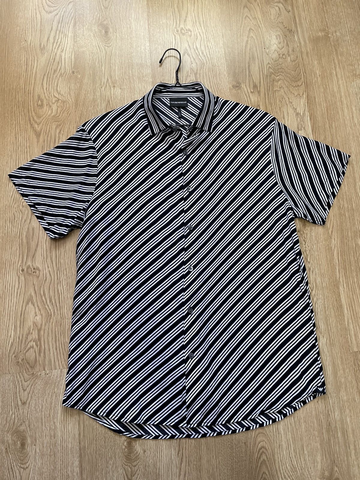 Emporio Armani Emporio Armani Striped Short Sleeve Shirt M/L Over Fit Size US M / EU 48-50 / 2 - 10 Thumbnail
