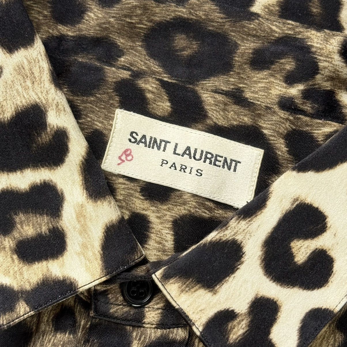 Saint Laurent Paris Saint Laurent Paris - A/W14 - Silk Leopard Print Shirt Size US L / EU 52-54 / 3 - 6 Thumbnail
