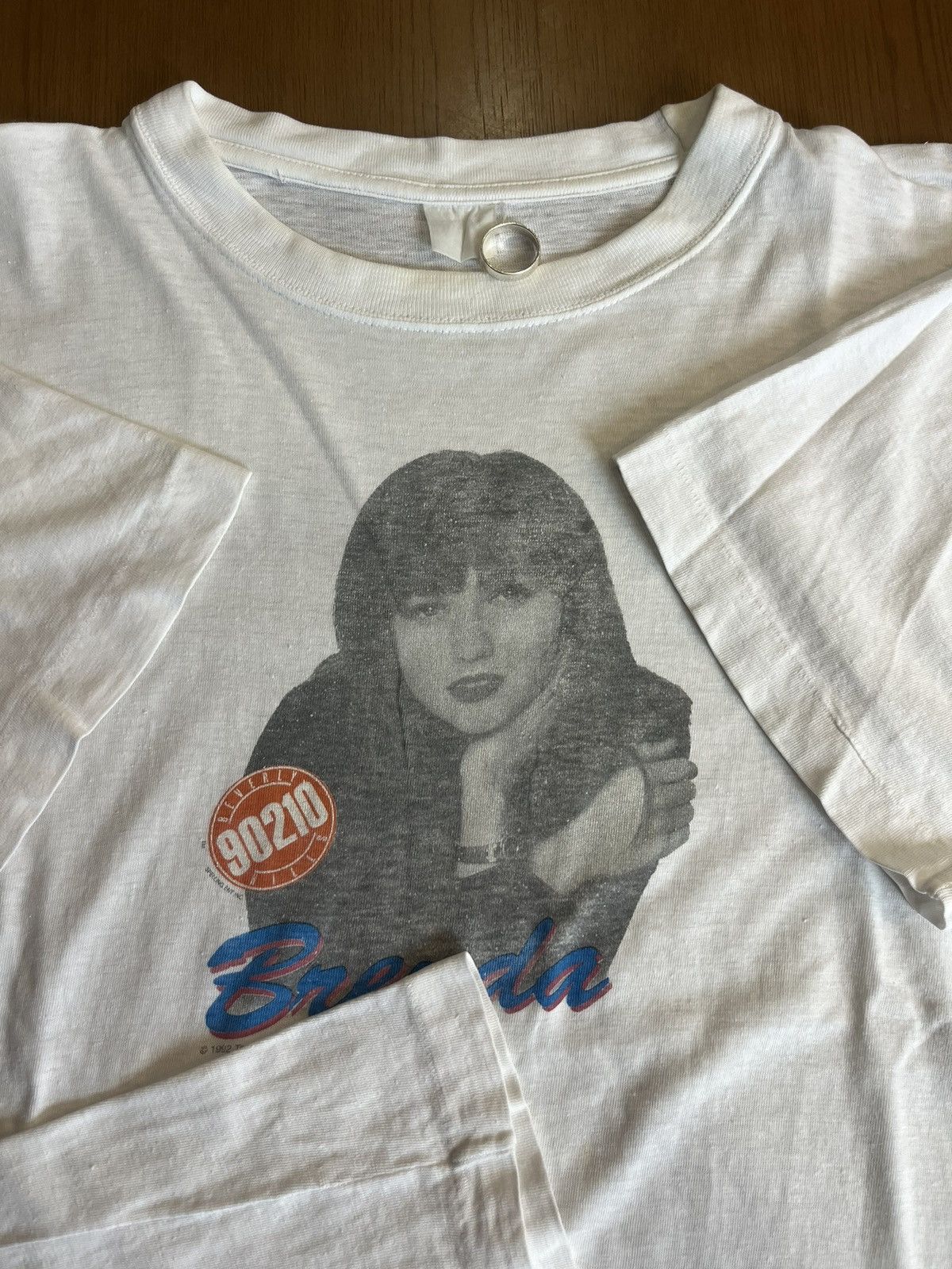 Arts & Science Vtg Beverly Hills 1992’s Movie / Brenda Walsh Actor Tshirt Size US L / EU 52-54 / 3 - 7 Thumbnail
