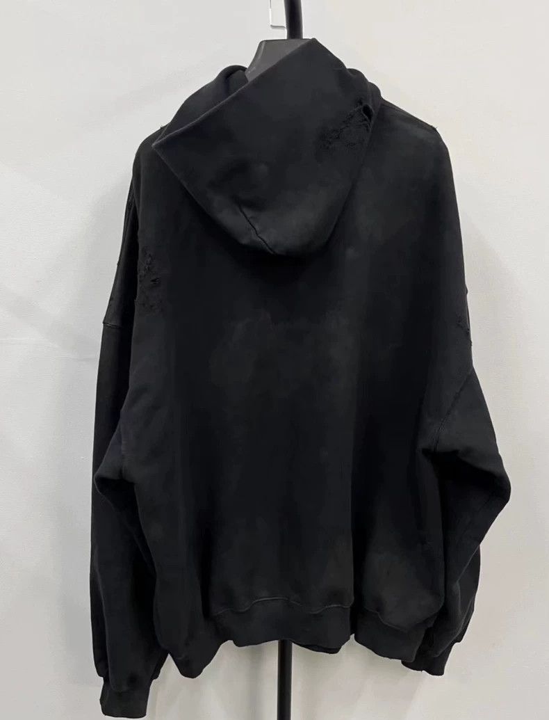 Balenciaga Balenciaga Letter print pullover hooded long sleeve sweats Size US M / EU 48-50 / 2 - 2 Thumbnail