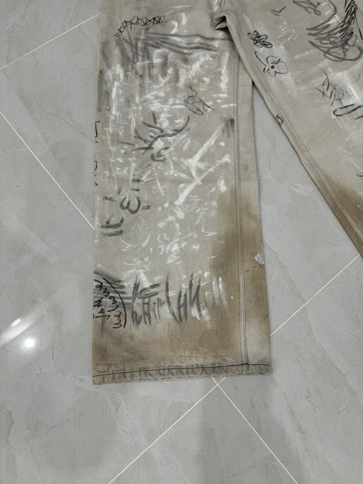 Balenciaga Balenciaga SS23 Graffiti Jeans Baggy Sz.L Size US 36 / EU 52 - 3 Thumbnail