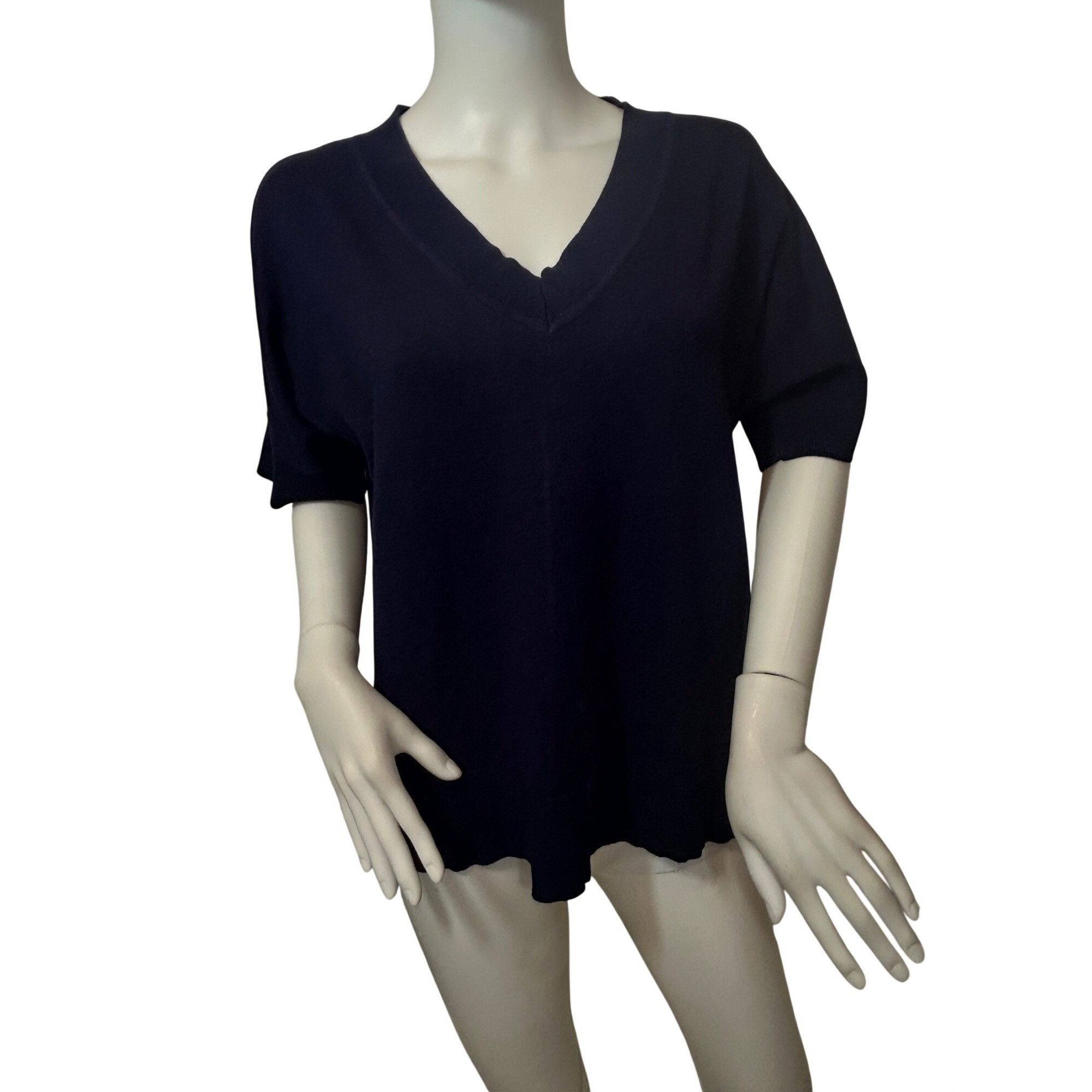 Jones New York Jones New York Signature Knit Top M Navy Blue Short Sleeve V Size M / US 6-8 / IT 42-44 - 1 Thumbnail