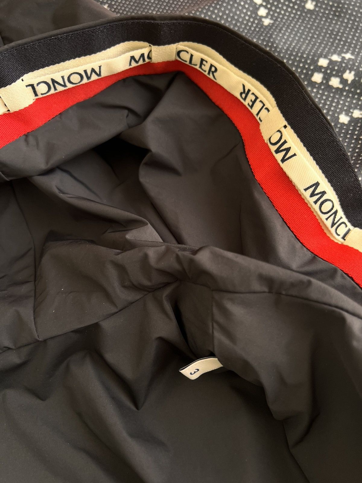 Moncler L Moncler Carles lightweight Jacket Black wind hood zip logo Size US L / EU 52-54 / 3 - 17 Thumbnail