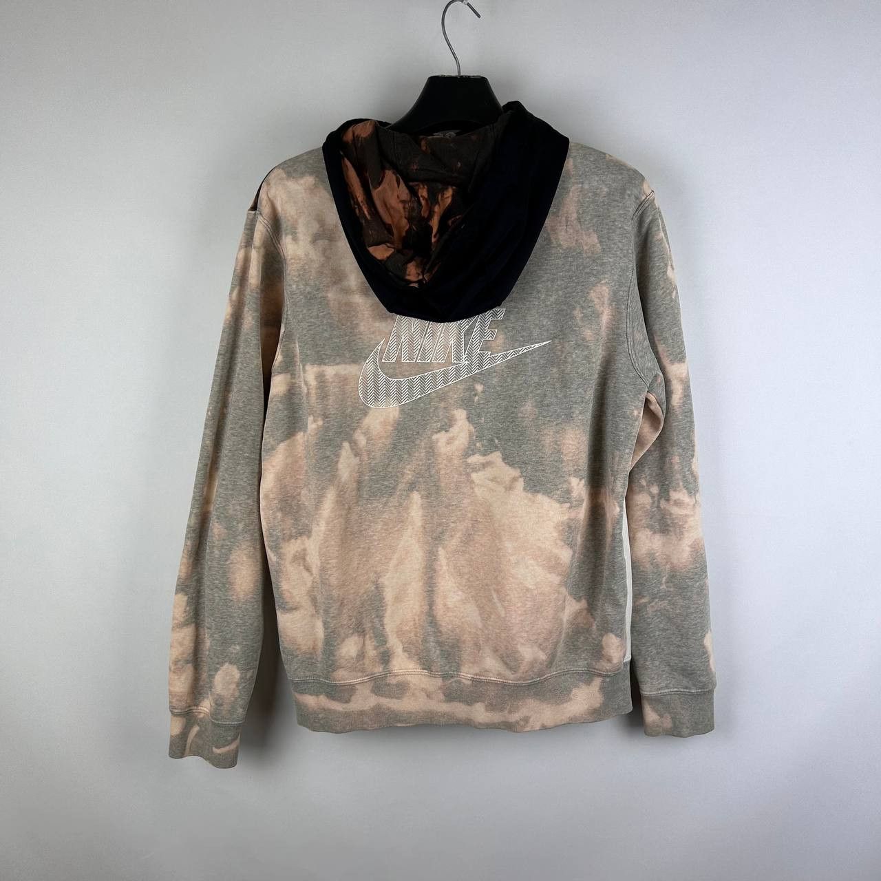 Nike Vintage Nike Custom Tie Dye Hoodie Size US M / EU 48-50 / 2 - 2 Thumbnail