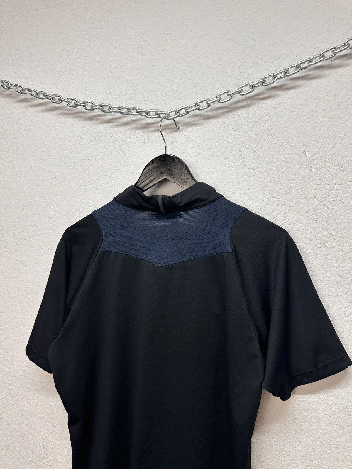 Oakley Vintage Oakley T-shirt Y2k nylon gore cope outdoor jacket Size US M / EU 48-50 / 2 - 15 Thumbnail