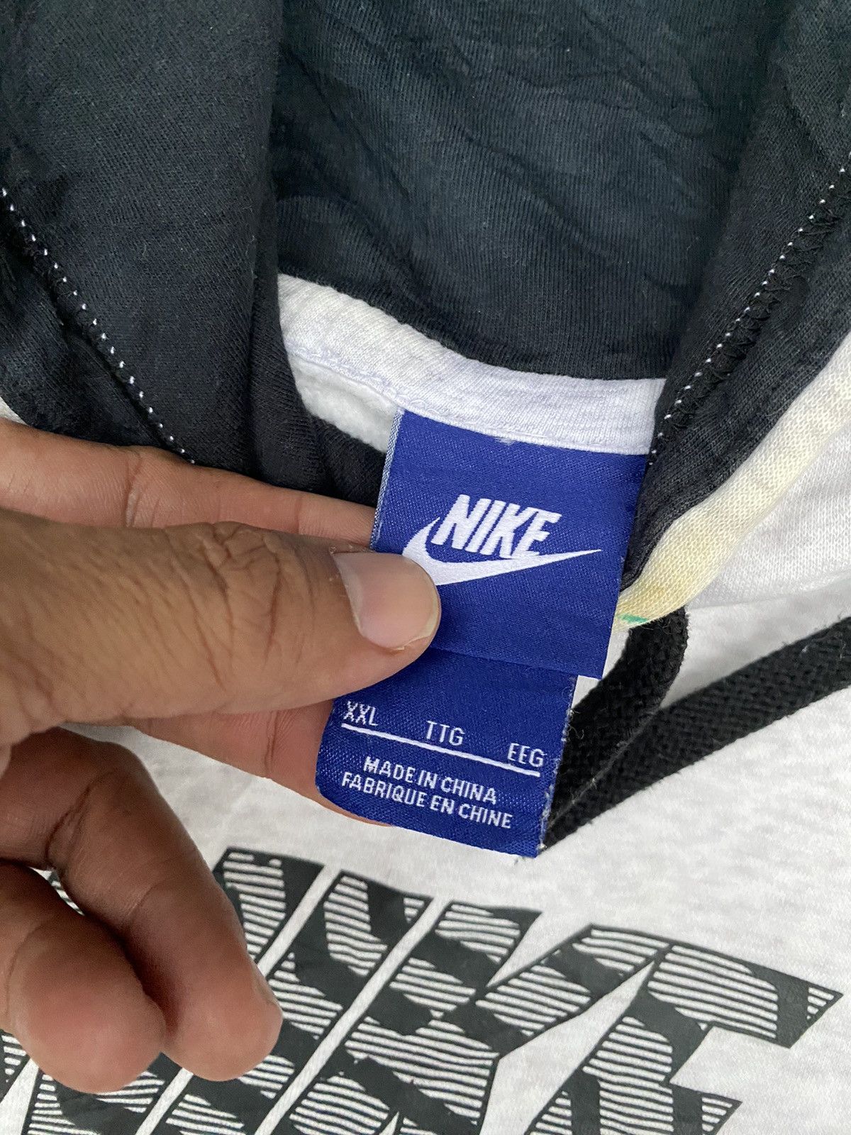 Nike ⚡️Very Rare⚡️ Nike Big Logo Hoodies Size US XXL / EU 58 / 5 - 6 Thumbnail