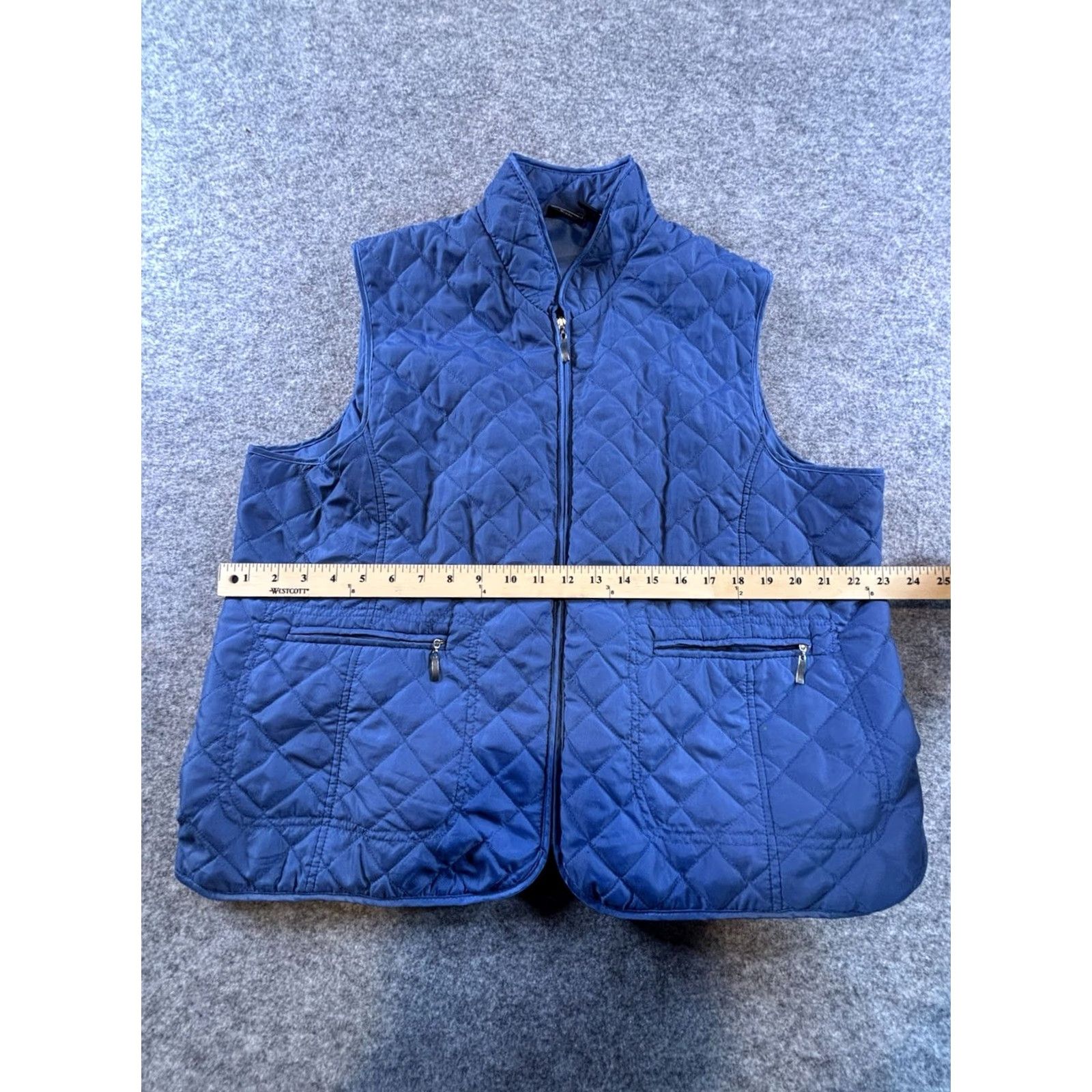 Talbots TALBOTS Vest ZIP Front Quilted Lined Fleece Blue 2XL Women’s Regular Size Sleeveless Classic Front Closure Patchwork? Size XXL / US 16-18 / IT 52-54 - 2 Thumbnail
