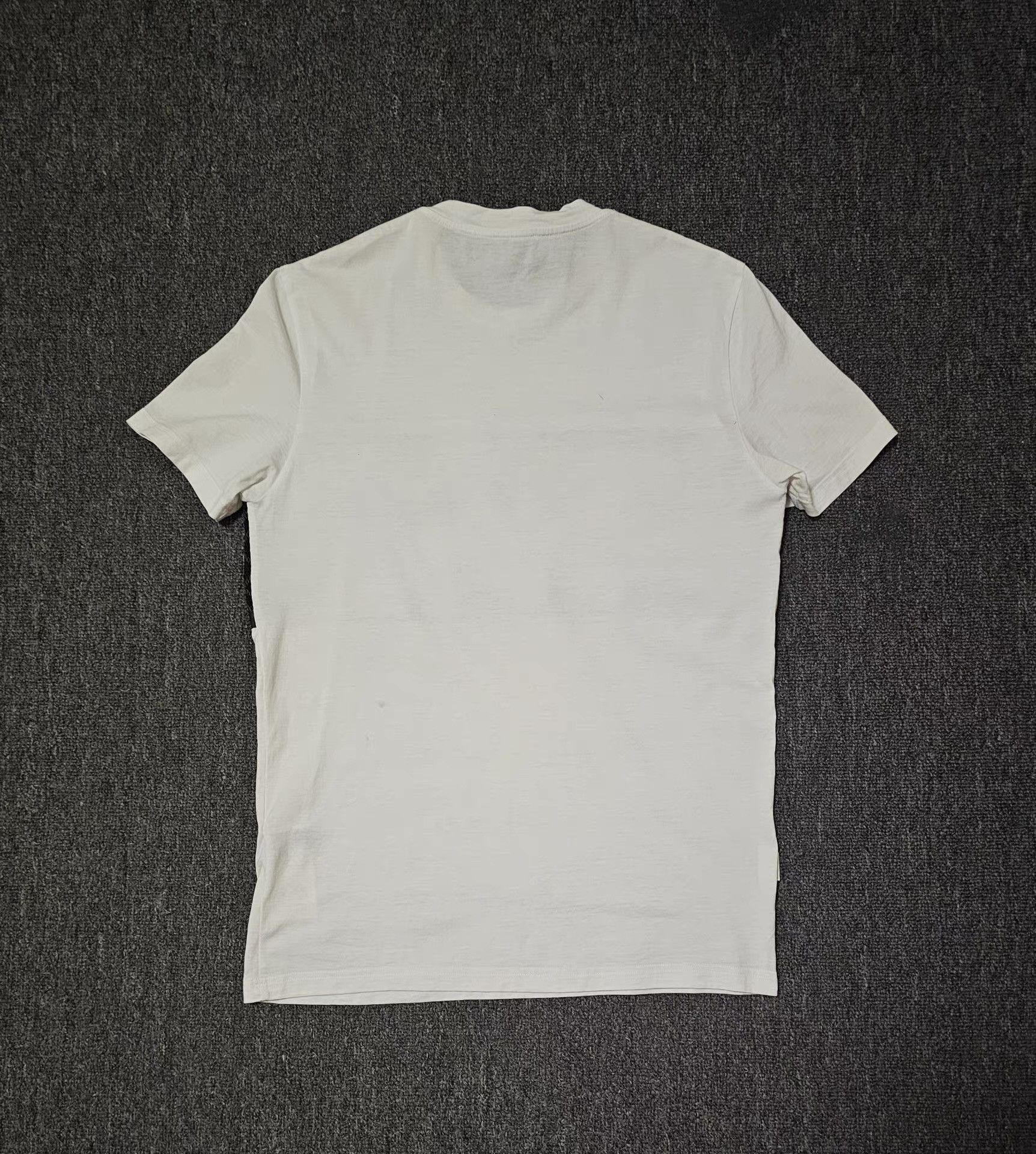 Fendi Fendi White Short Sleeve T-shirt Size US S / EU 44-46 / 1 - 5 Thumbnail