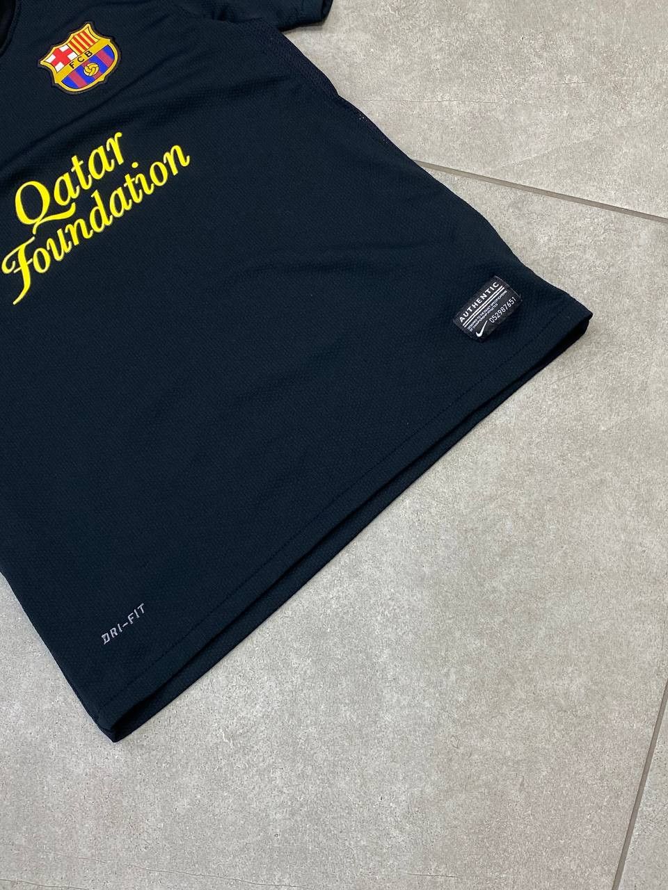 Nike Nike FC Barcelona 2011/2012 Football Away Kids Jersey Size US XXS / EU 40 - 4 Thumbnail