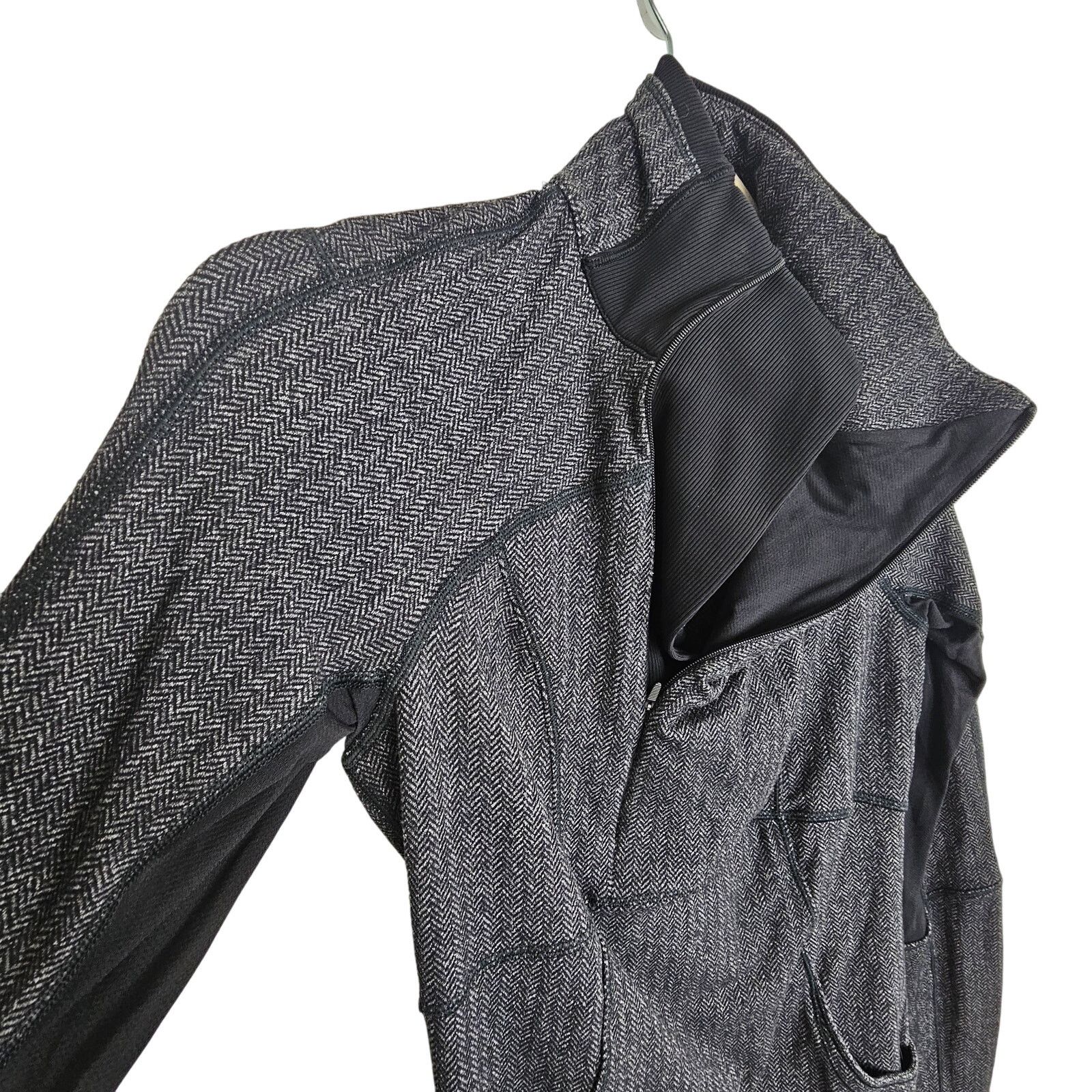 Lululemon Lululemon Womens Base Runner Athletic Shirt Size S Heathered Size S / US 4 / IT 40 - 6 Thumbnail