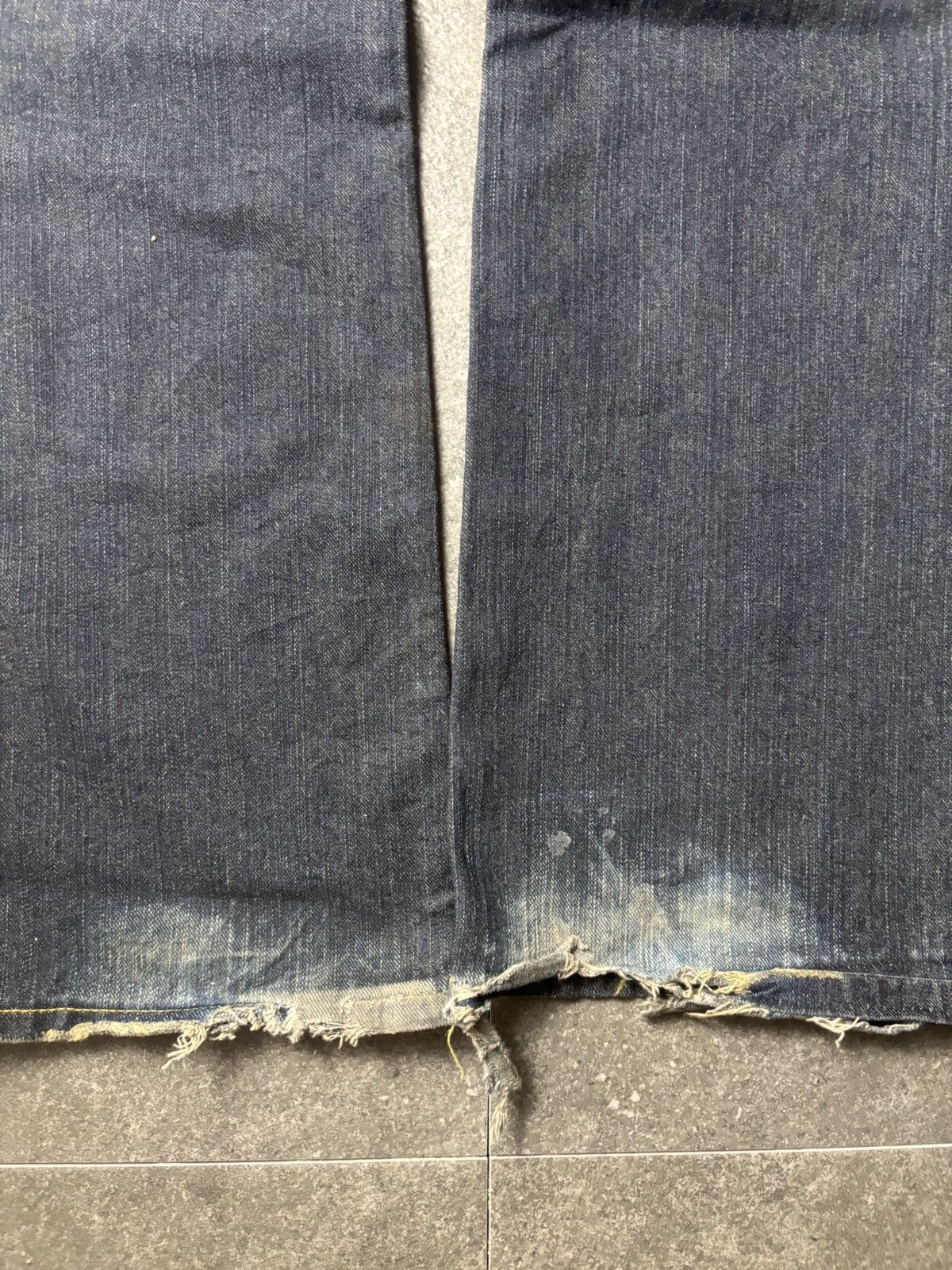 Edwin 2000s Edwin Japan Claw Marks Distressed Bootcut Jeans Size US 31 - 12 Thumbnail