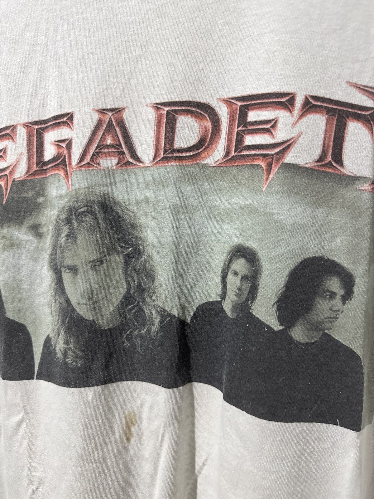 Band Tees Vintage 2001/02 Megadeth The World Need A Hero Tour T-Shirt Size US XL / EU 56 / 4 - 3 Thumbnail