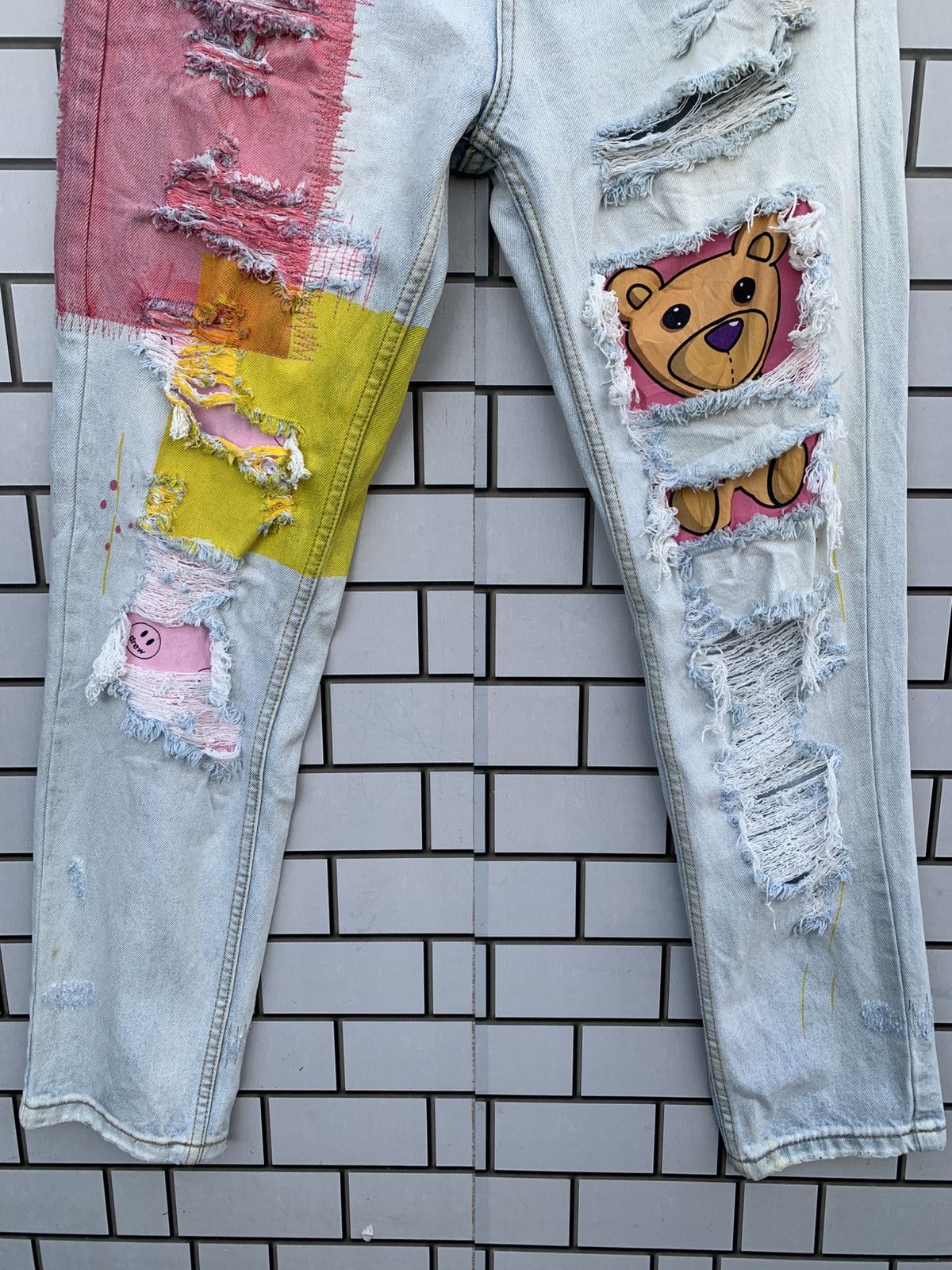 Drew House Drew House Smile Distressed Denim Size US 30 / EU 46 - 4 Thumbnail