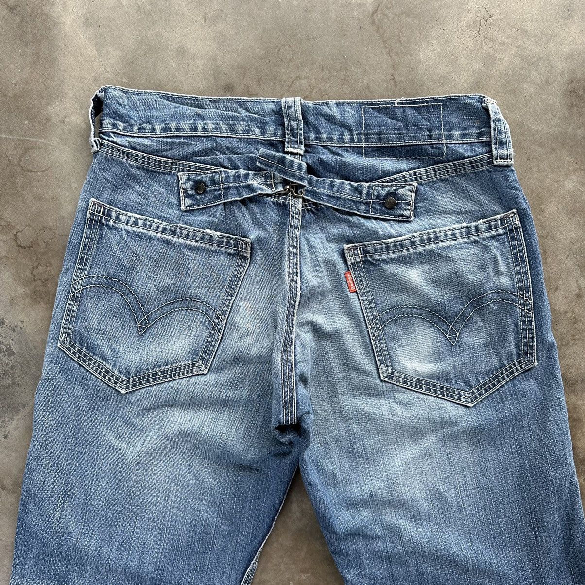 Levi's Vintage Levis Buckle Distressed Faded Denim Jean Pant W32 Size US 32 / EU 48 - 12 Thumbnail