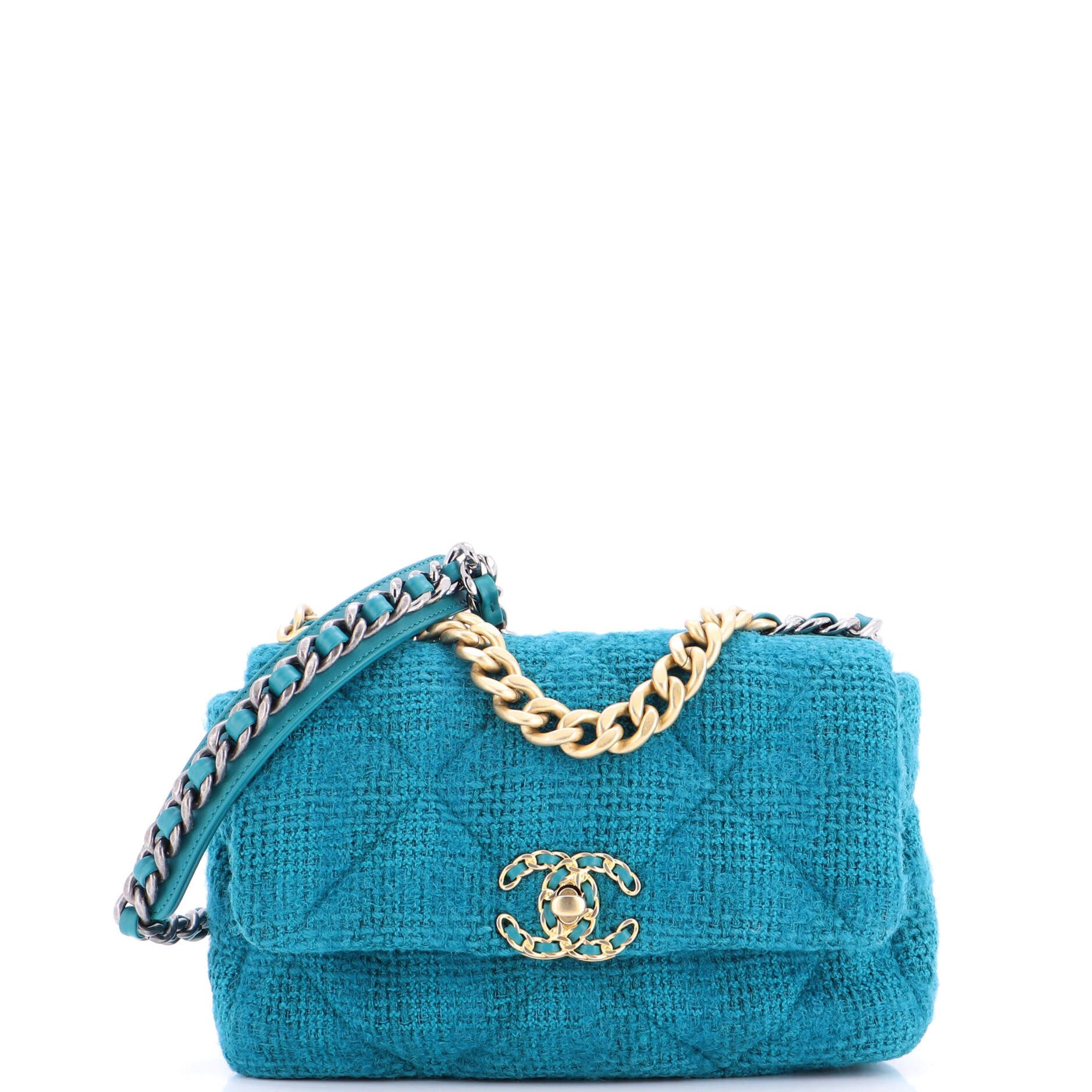 Chanel 19 Flap Bag Size ONE SIZE - 1 Thumbnail