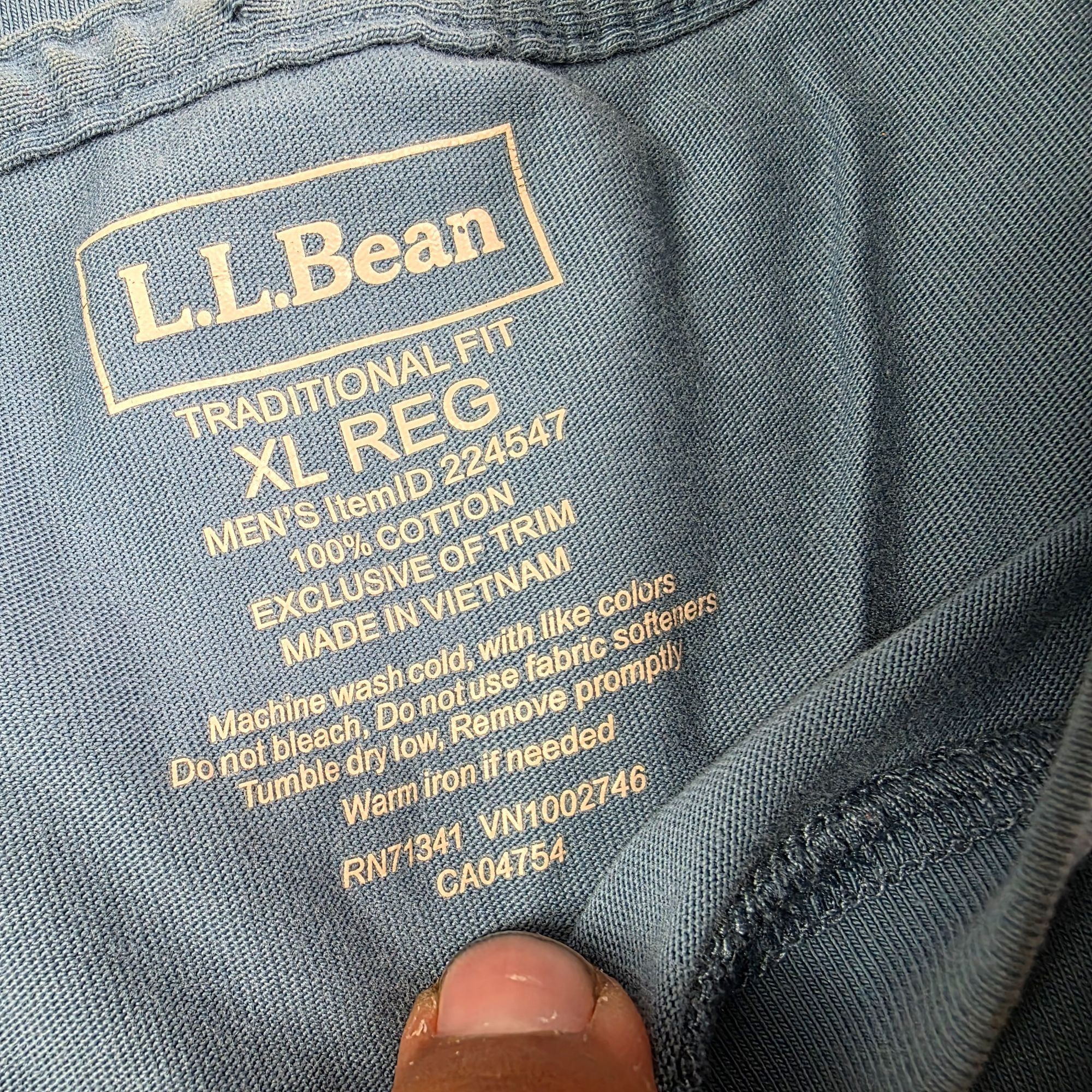 L.L. Bean L.L.Bean Mens XL Blue Traditional Fit Shirt Casual Crewneck Size US XL / EU 56 / 4 - 3 Thumbnail