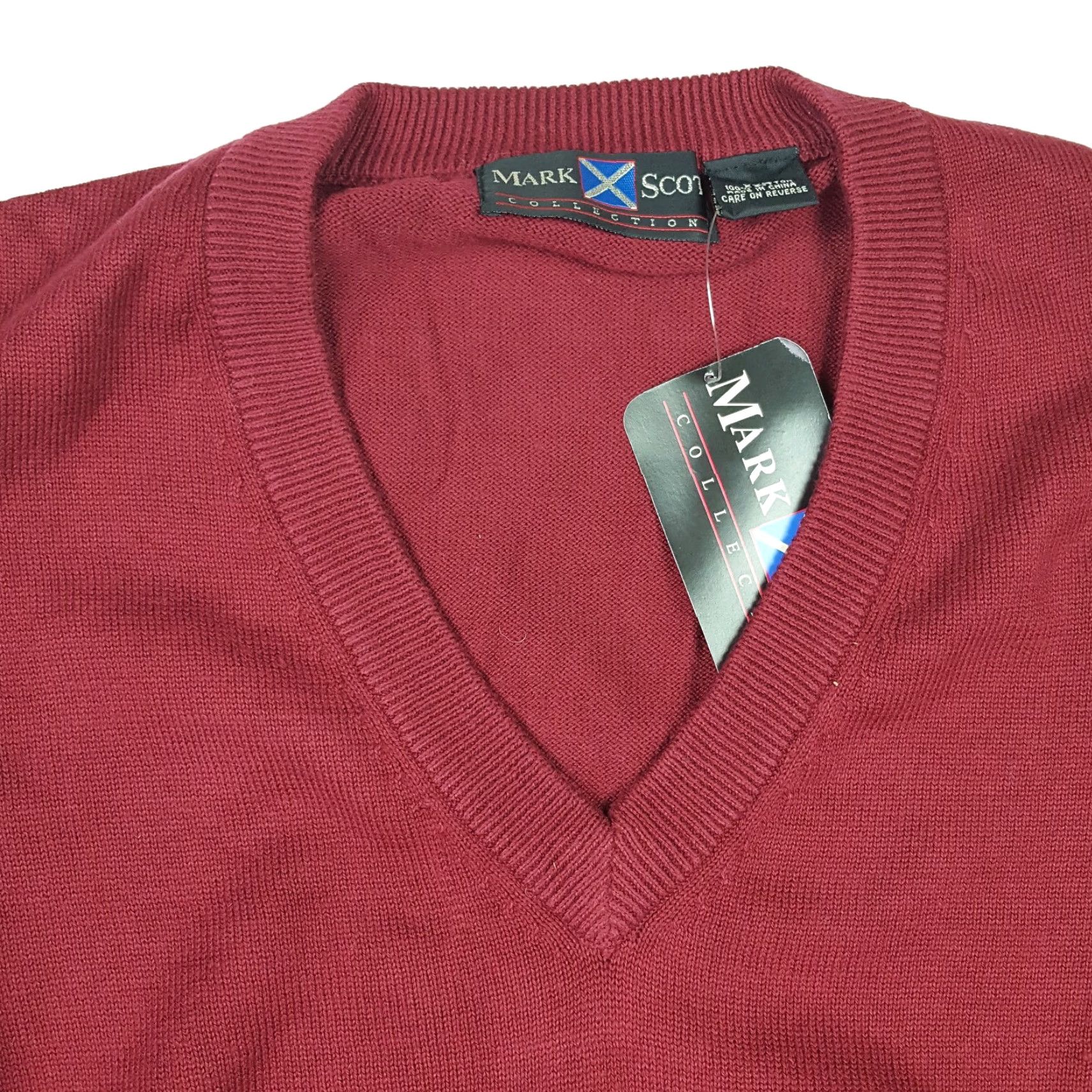 Vintage VINTAGE Tommy Armour Maroon Sweater Vest Men 2XL Knit Pullover V-Neck Golf Sports Fall Winter 90s Preppy Vintage Red Solid Regular Knit Size US XXL / EU 58 / 5 - 4 Thumbnail