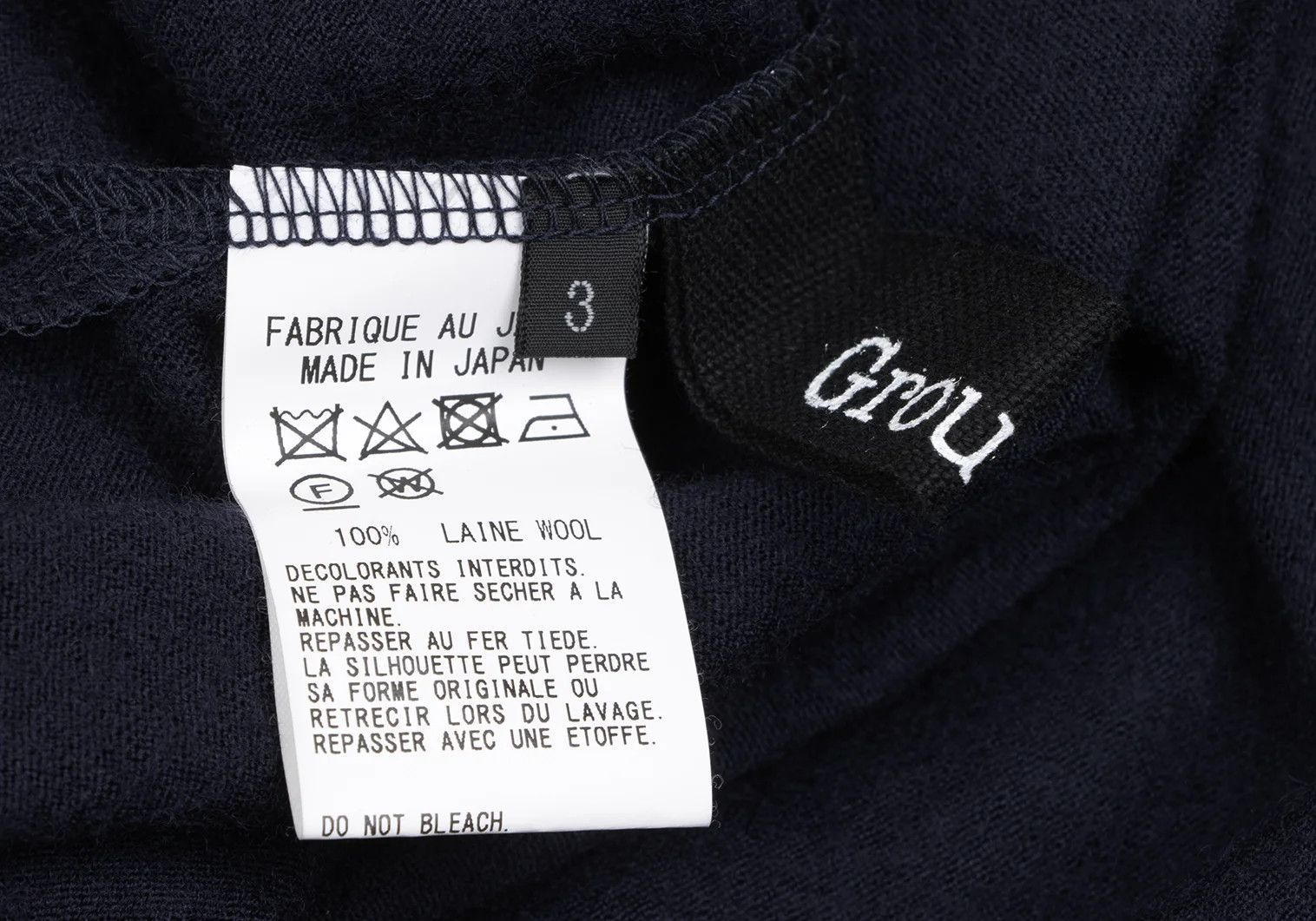 Yohji Yamamoto Twisted Design Wool Knit Top in Navy Blue Size US L / EU 52-54 / 3 - 11 Thumbnail