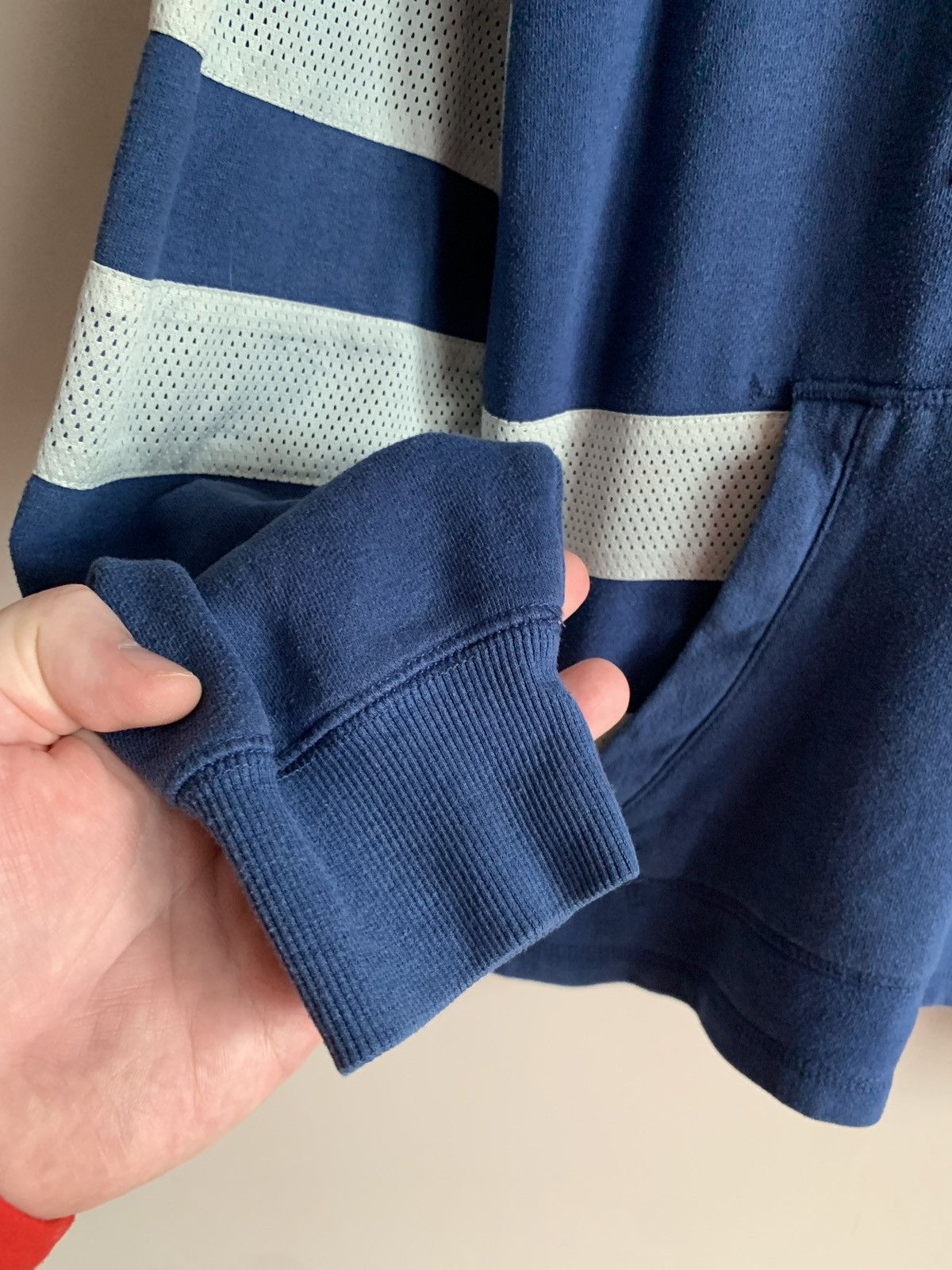 NHL Toronto Maple Leafs NHL Hoodie Hockey CCM Small Size US S / EU 44-46 / 1 - 8 Thumbnail