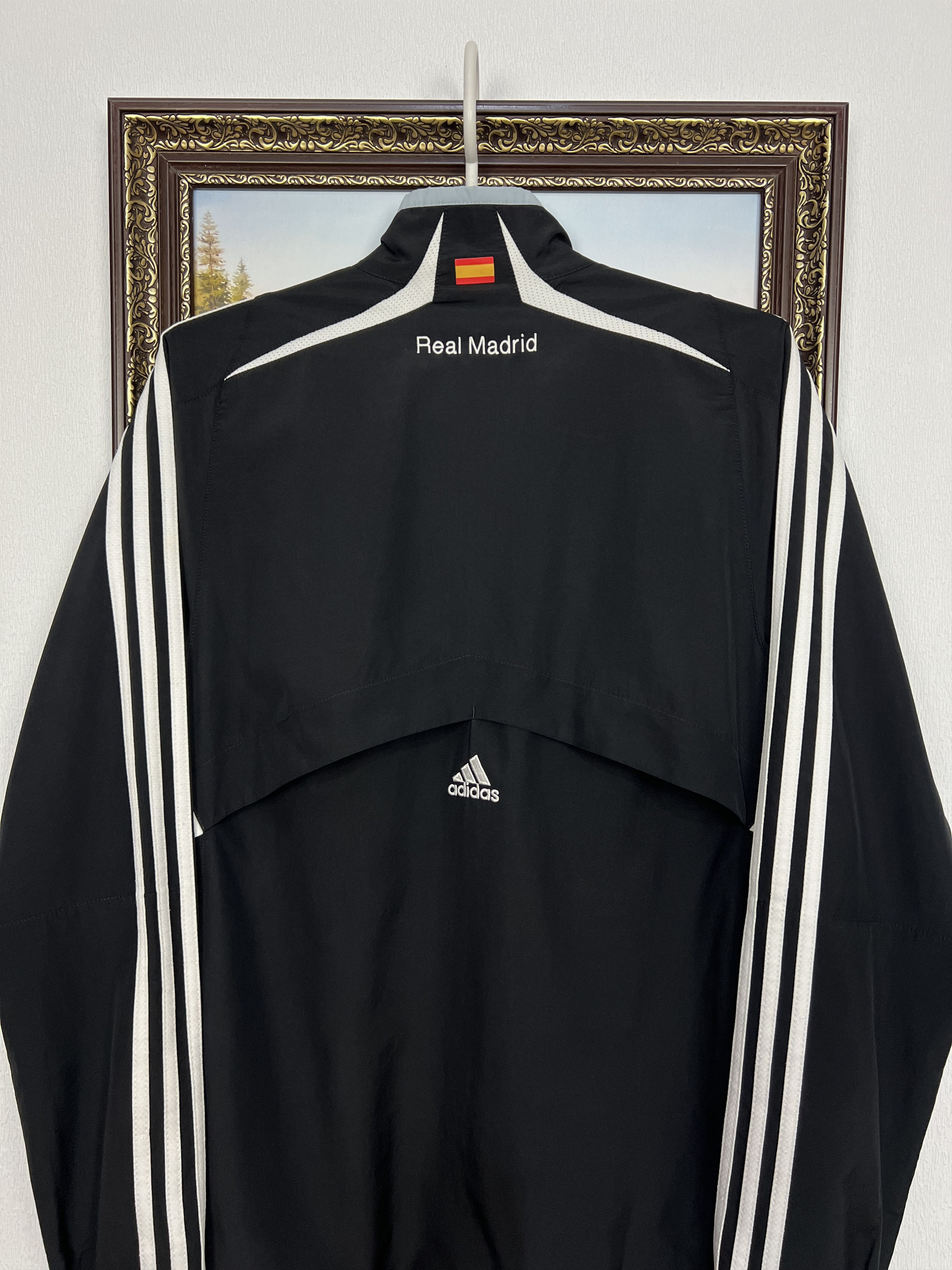 Adidas Vintage Adidas Real Madrid Football Jacket Soccer Train Size US M / EU 48-50 / 2 - 17 Thumbnail
