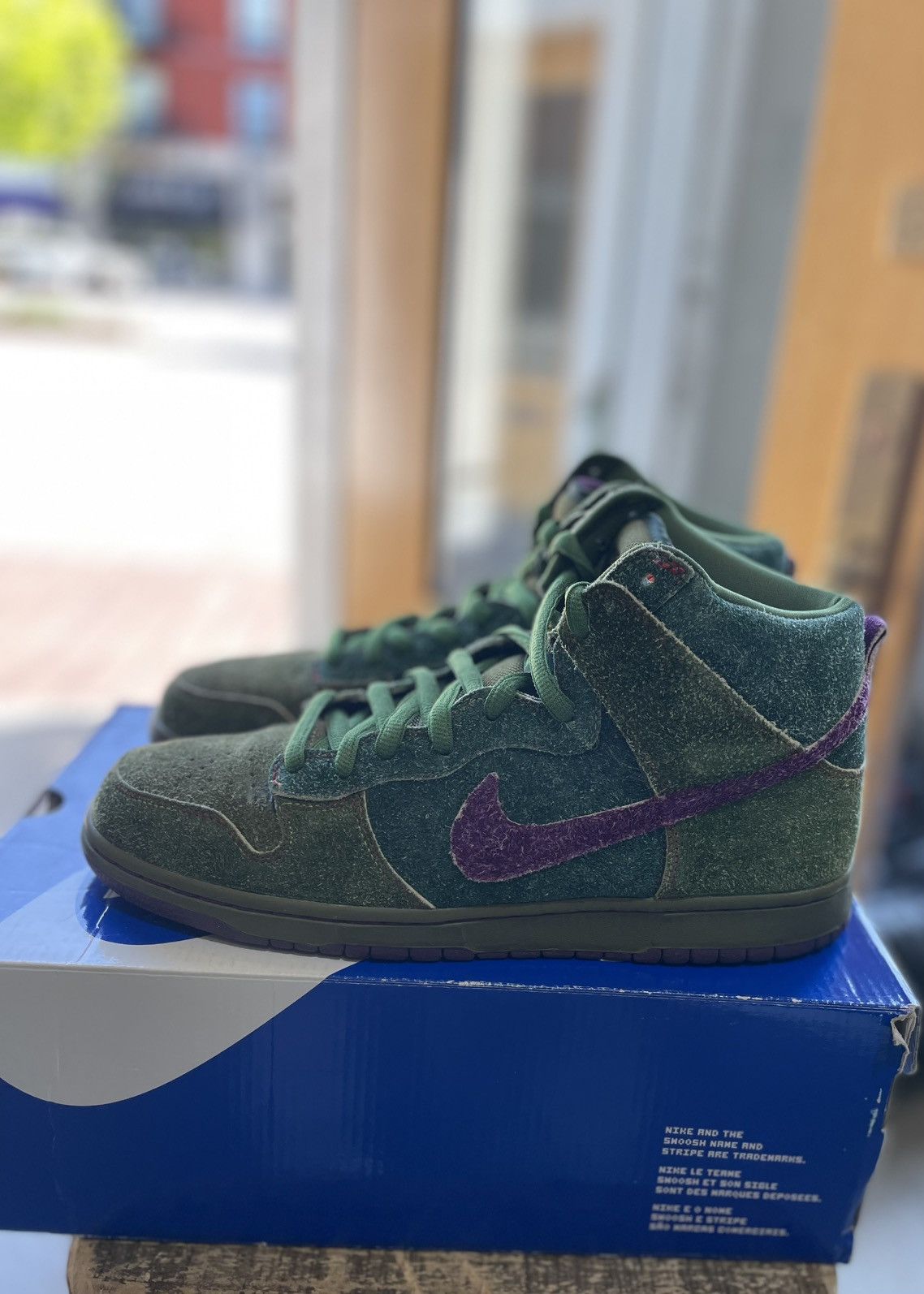 Nike Nike SB Dunk High Skunk 420 Size US 11 / EU 44 - 4 Thumbnail
