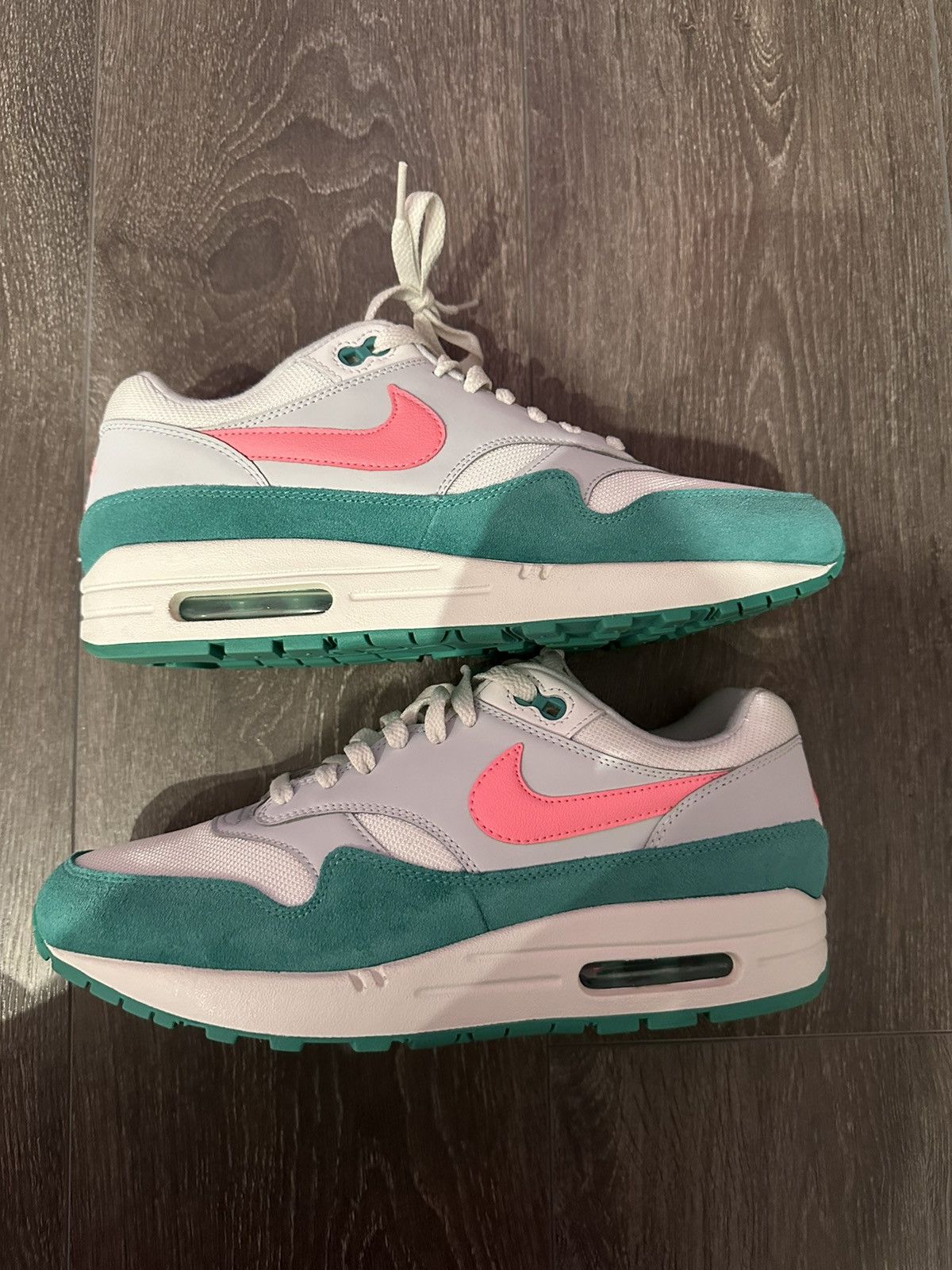 Nike Air max 1 watermelon Size US 8.5 / EU 41-42 - 2 Thumbnail